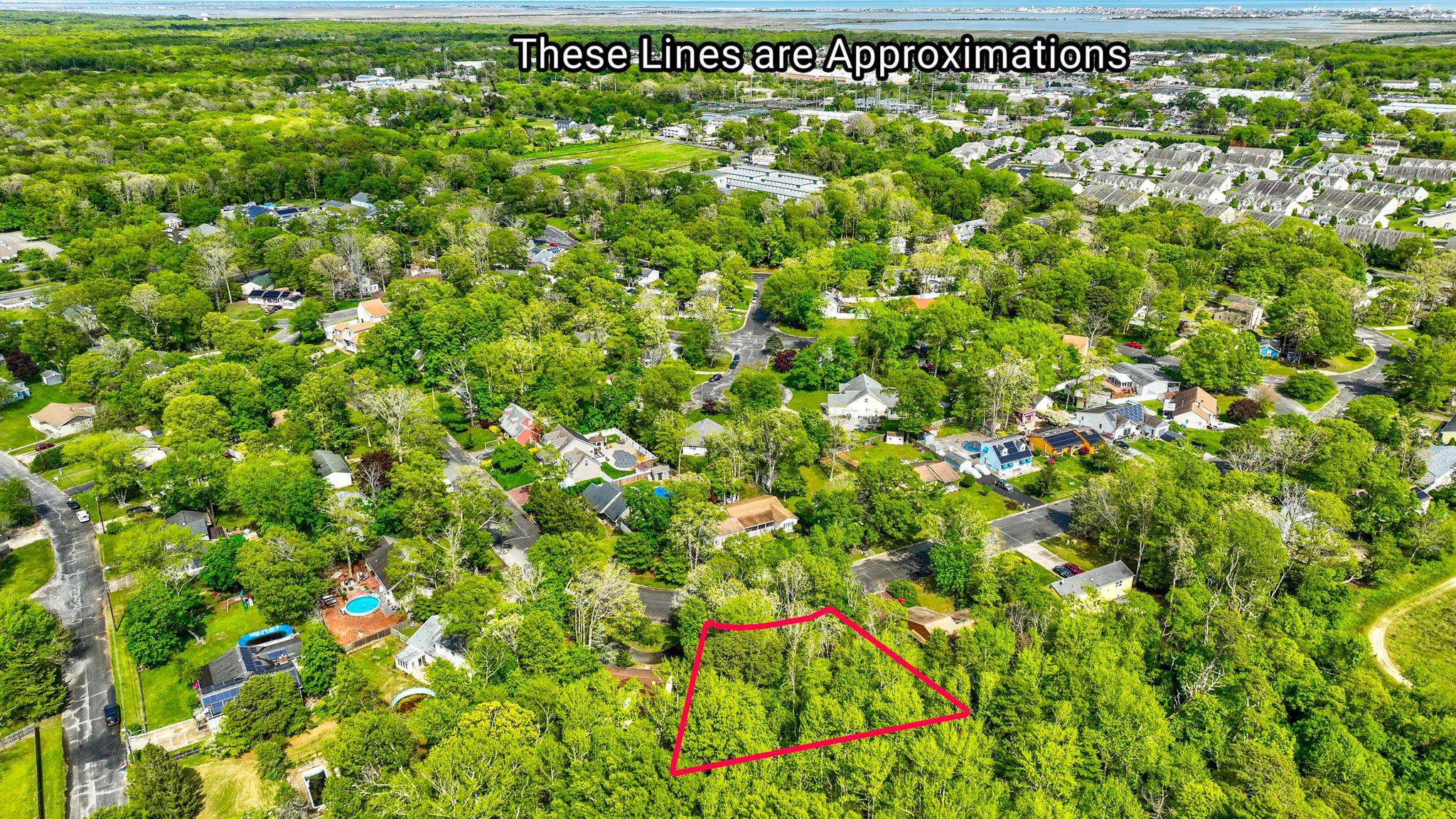 122 Holly Drive - Picture 3