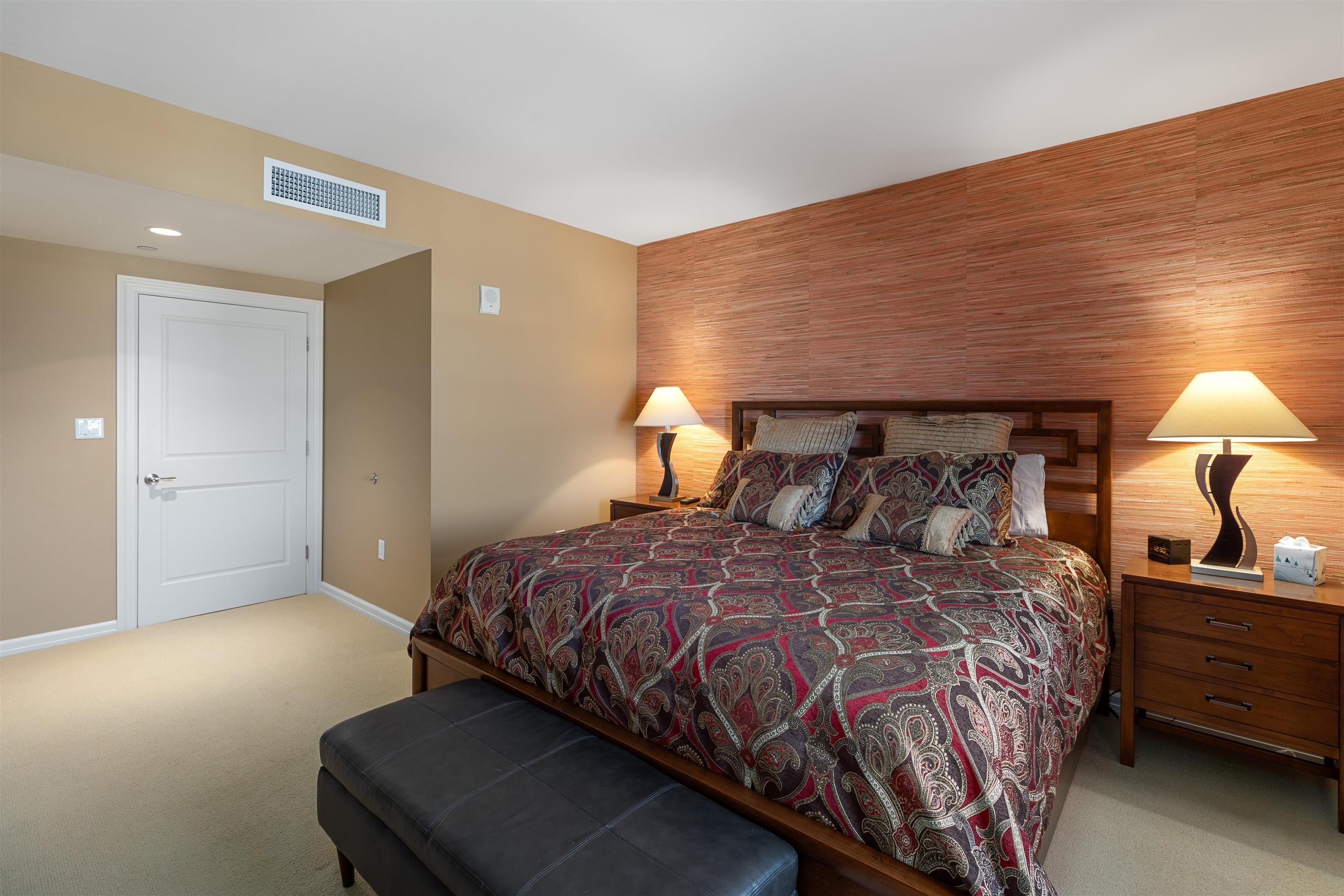 9601 Atlantic Avenue - Picture 15