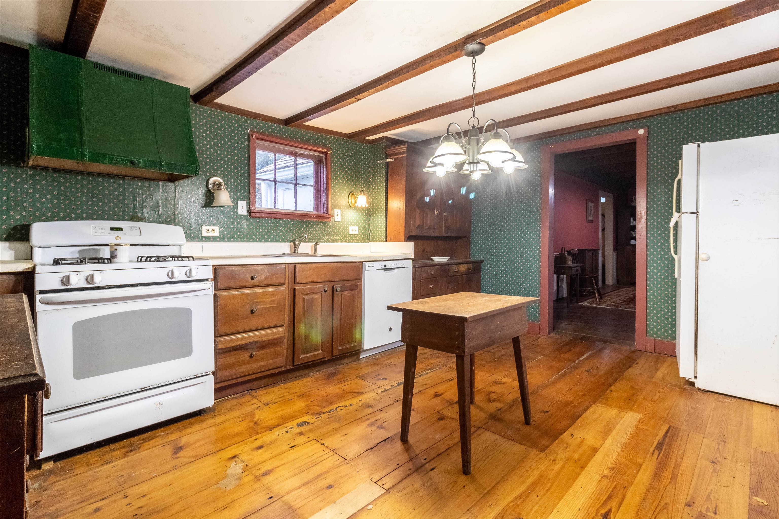 1845 N Route 9 - Picture 4