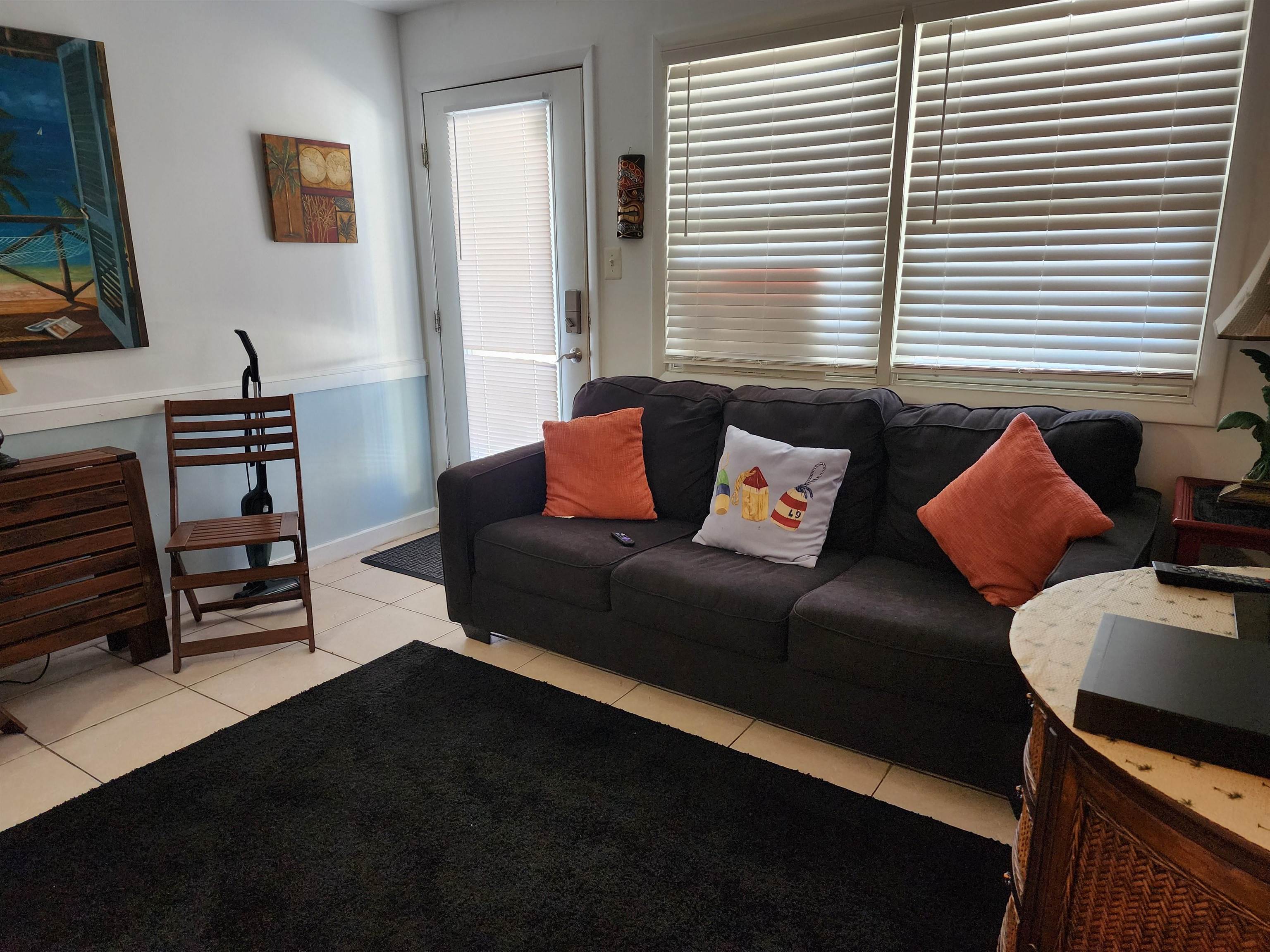 8401 Atlantic Avenue - Picture 6