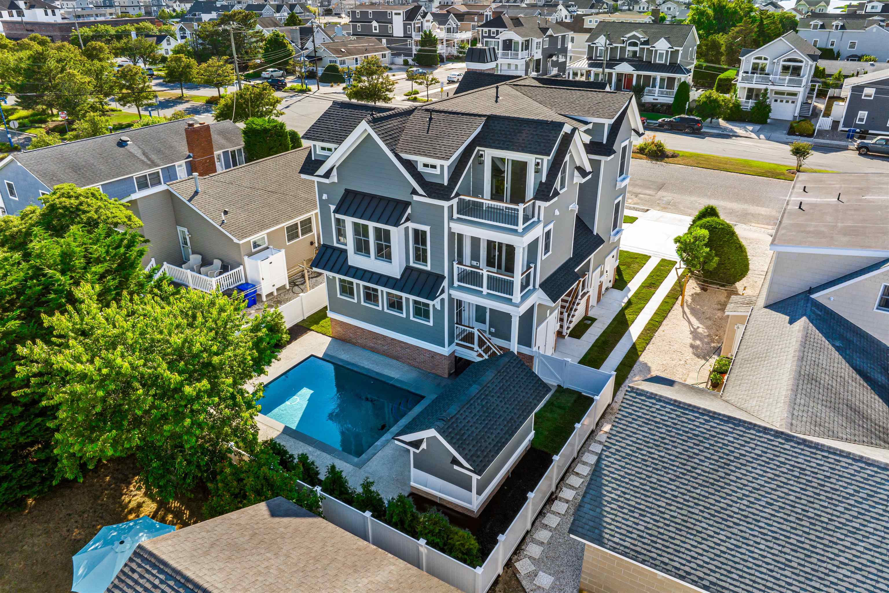 1819 Dune Drive