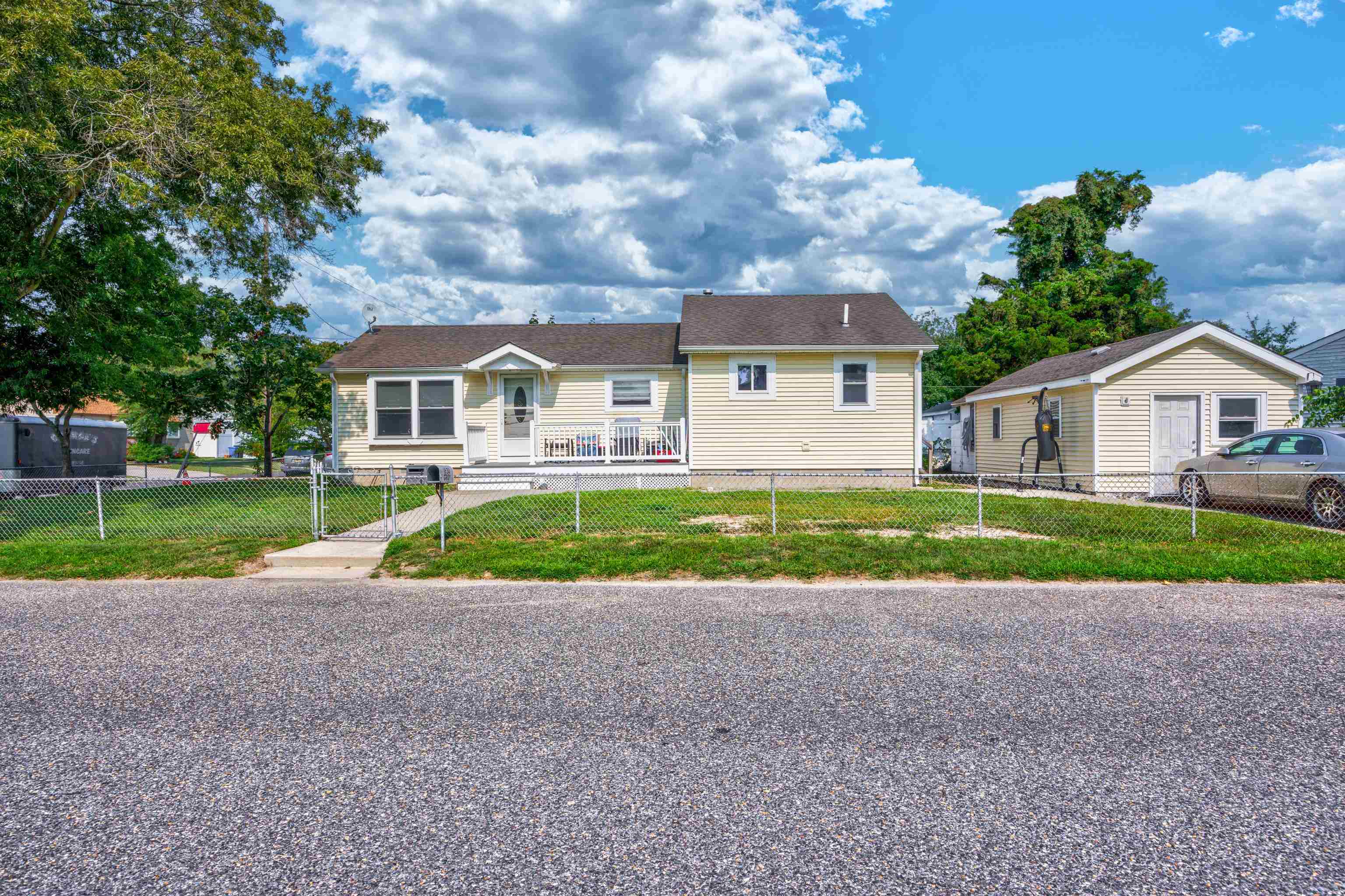 1638 Woolson Road - Picture 1