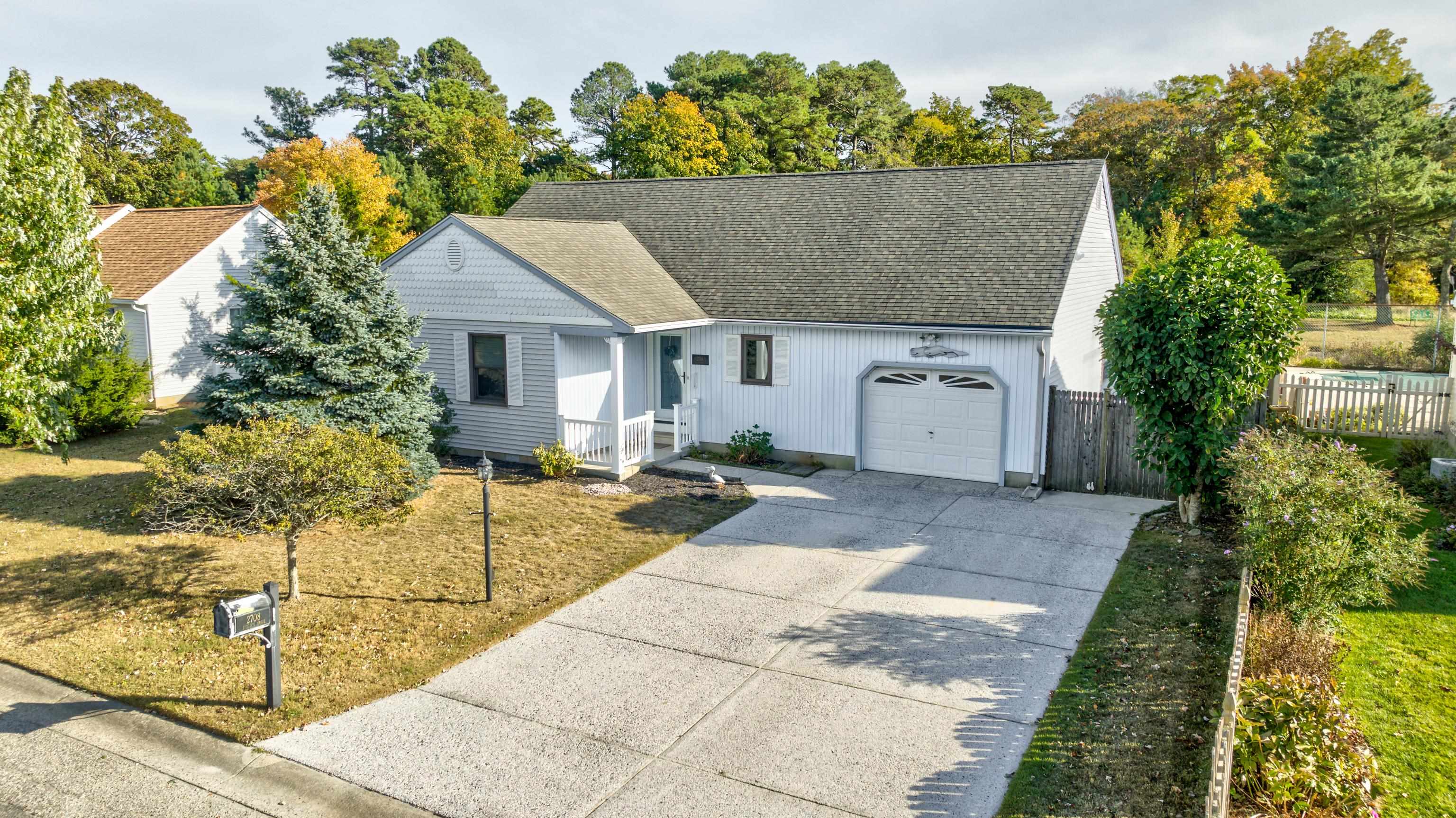 2708 Bybrook Drive - Picture 1