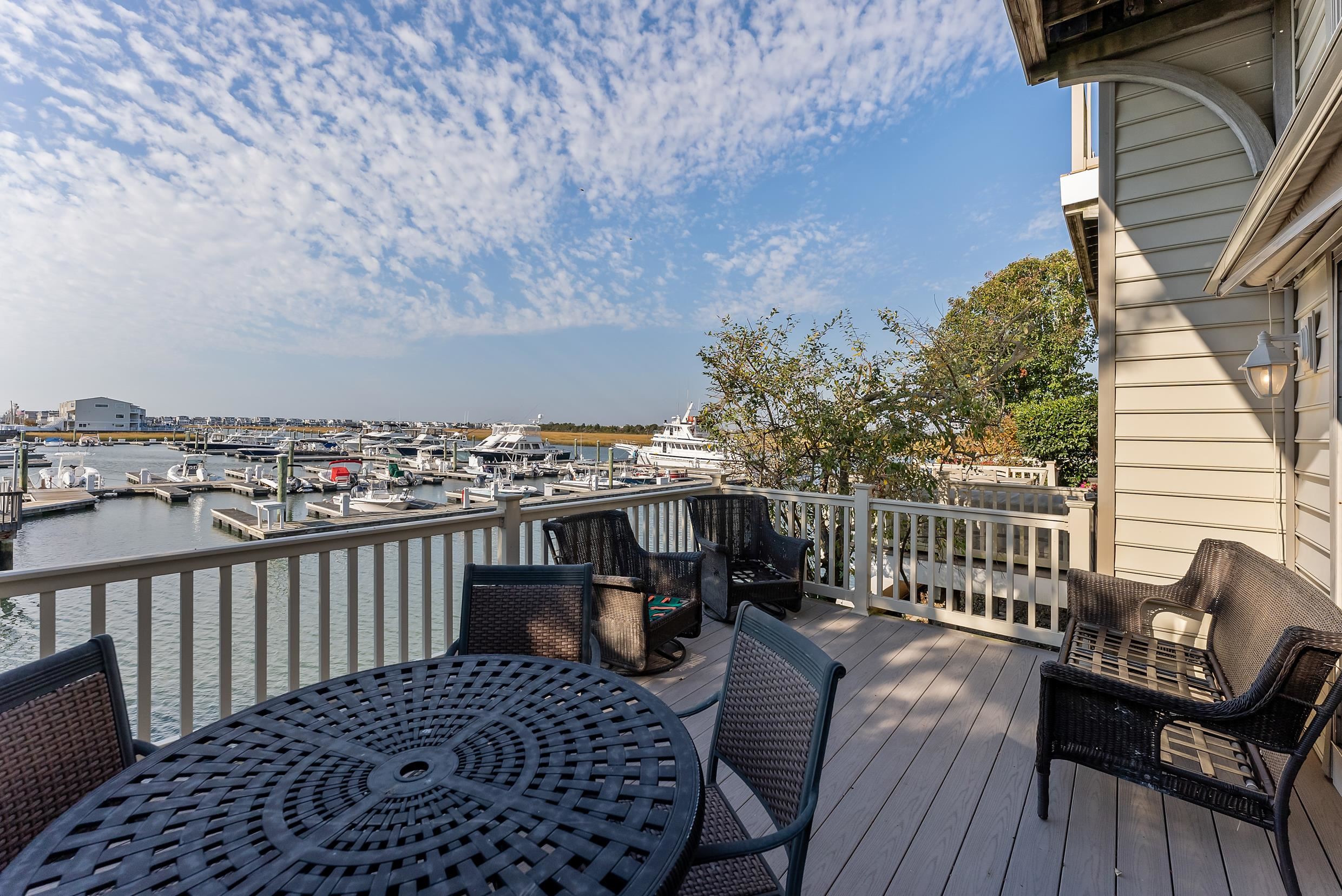 41 Marine Way
