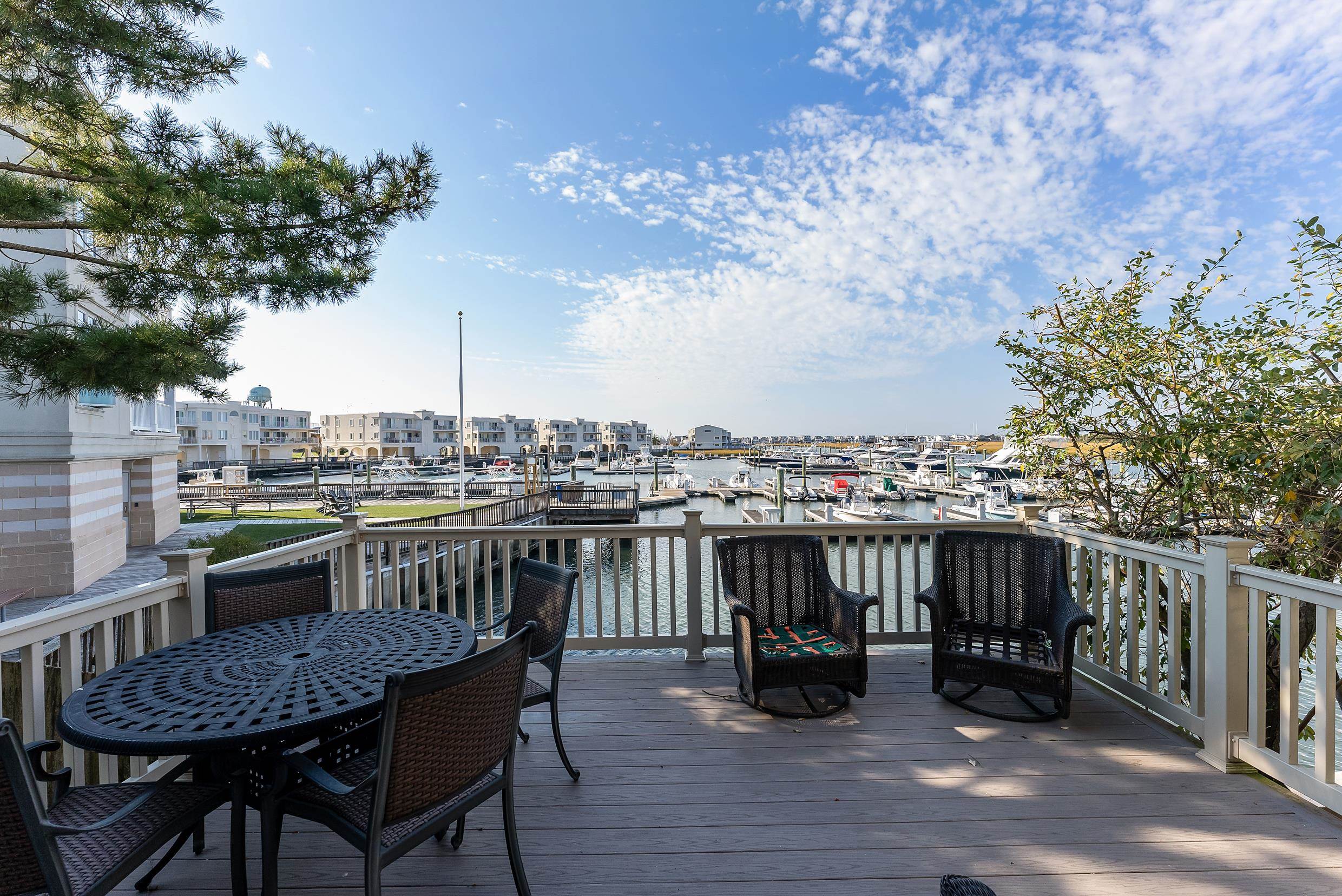 41 Marine Way