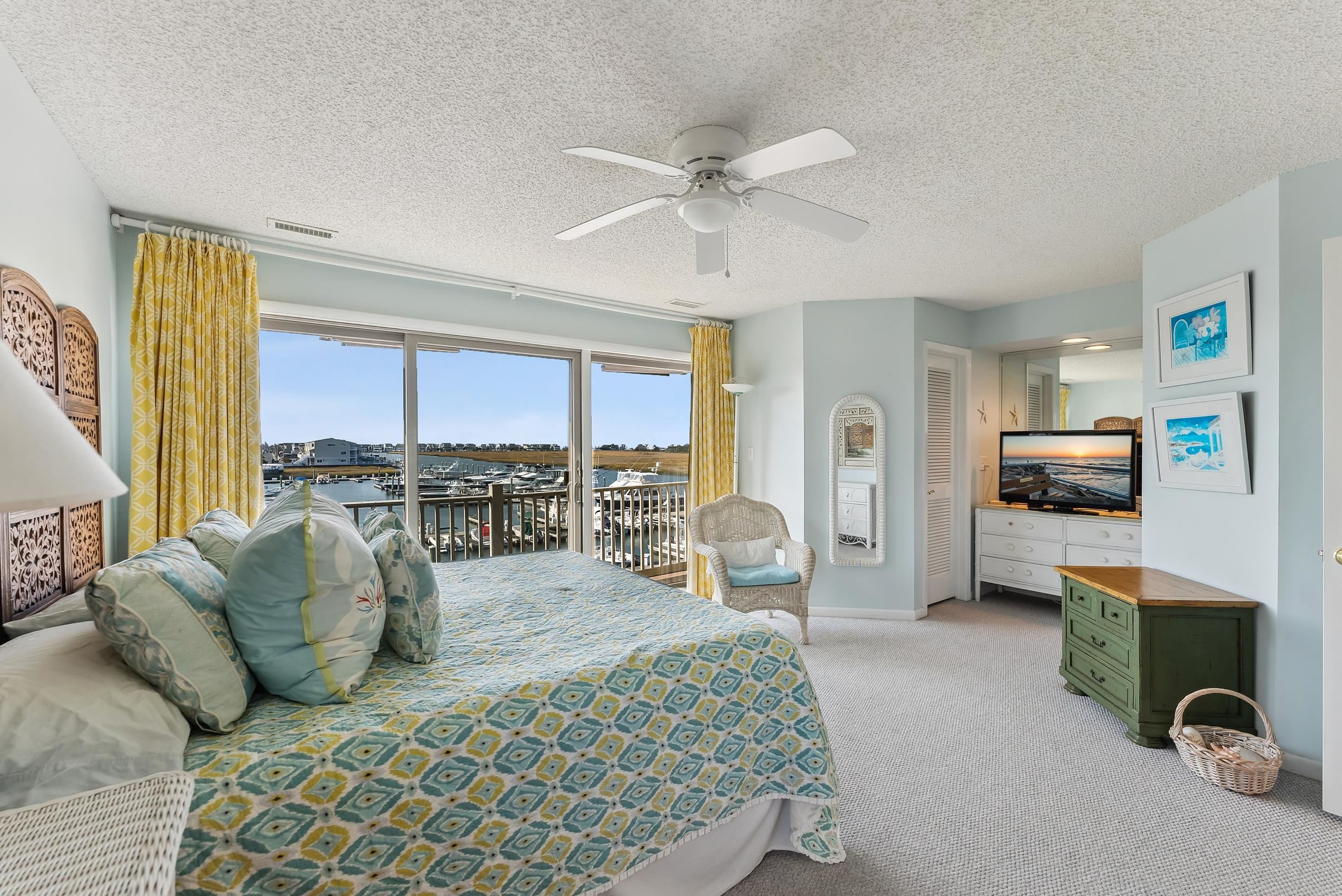 41 Marine Way