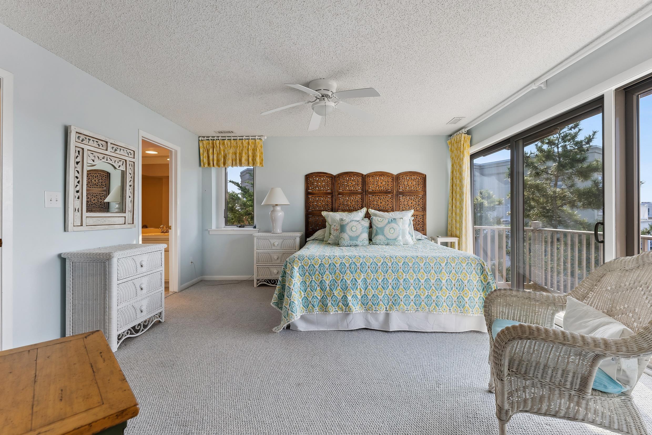 41 Marine Way
