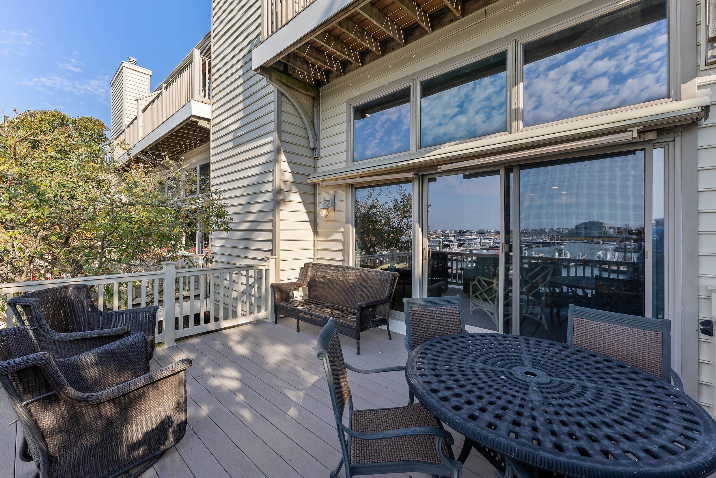 41 Marine Way