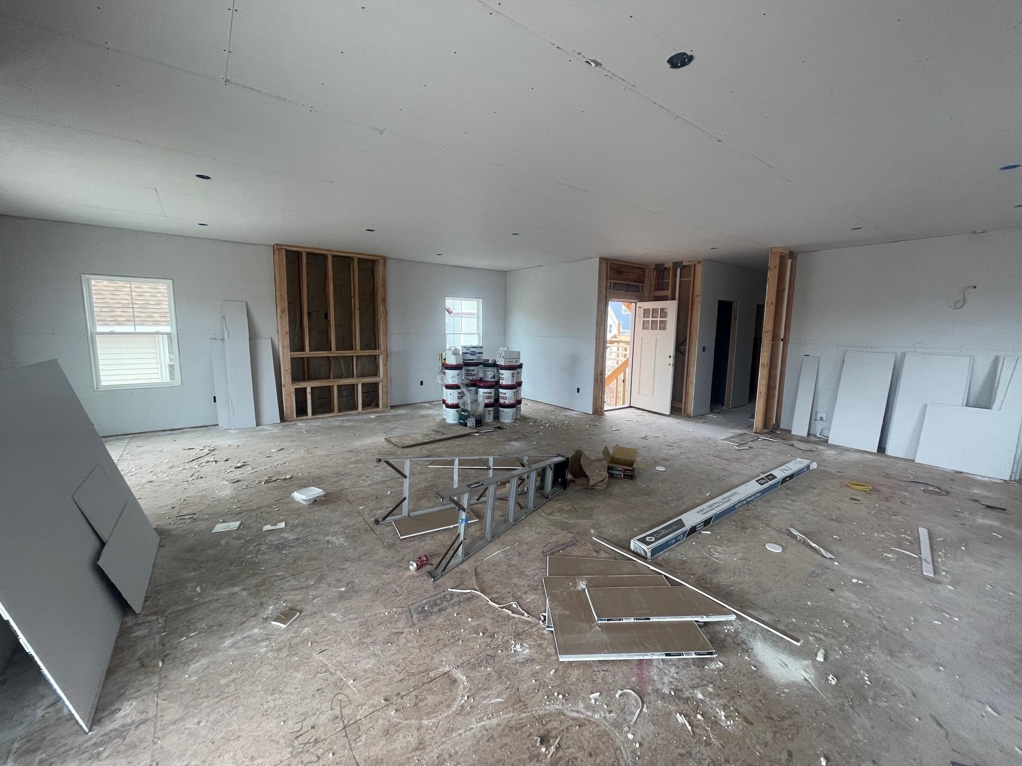 504 W Baker Avenue