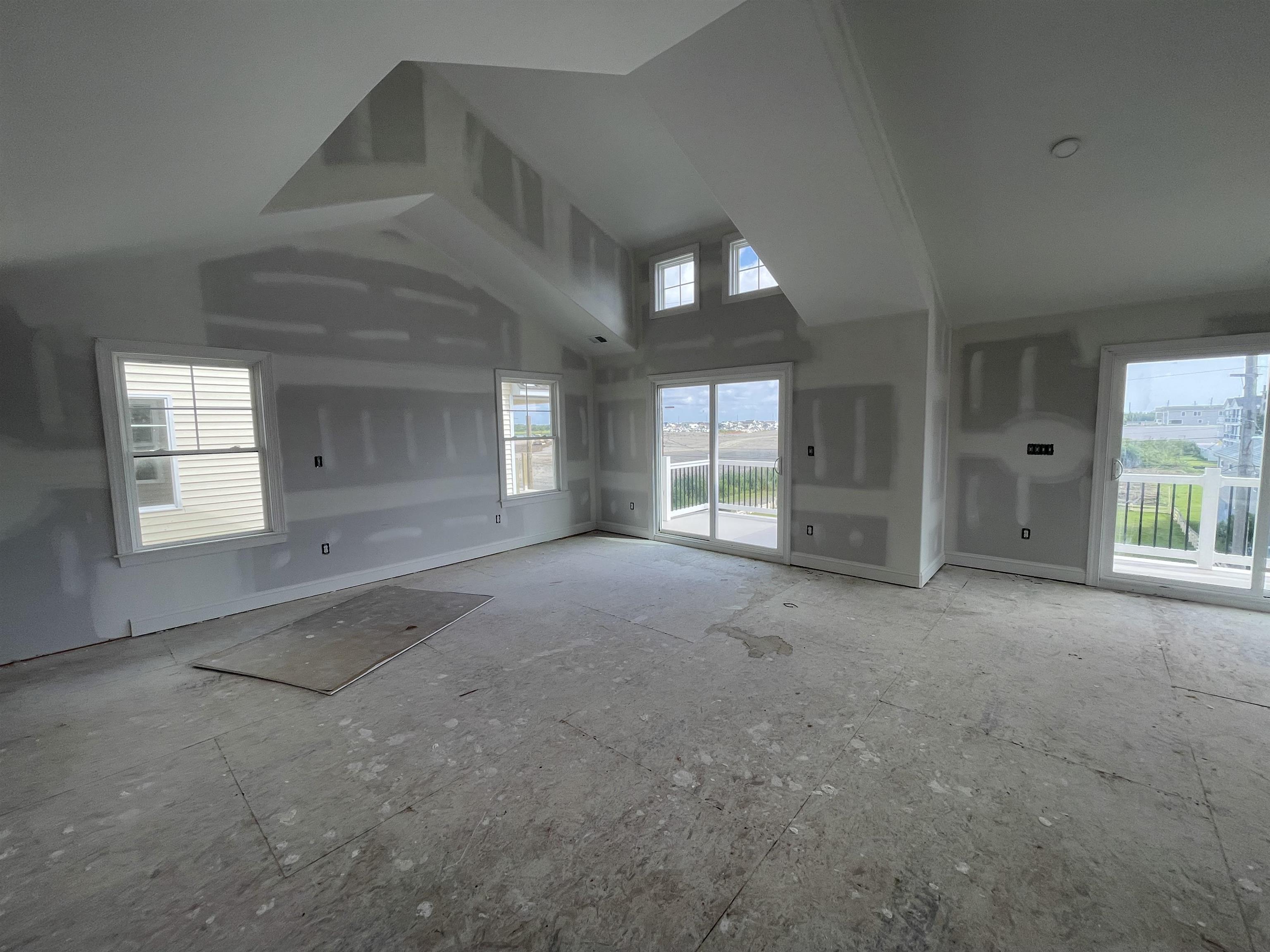 504 W Baker Avenue