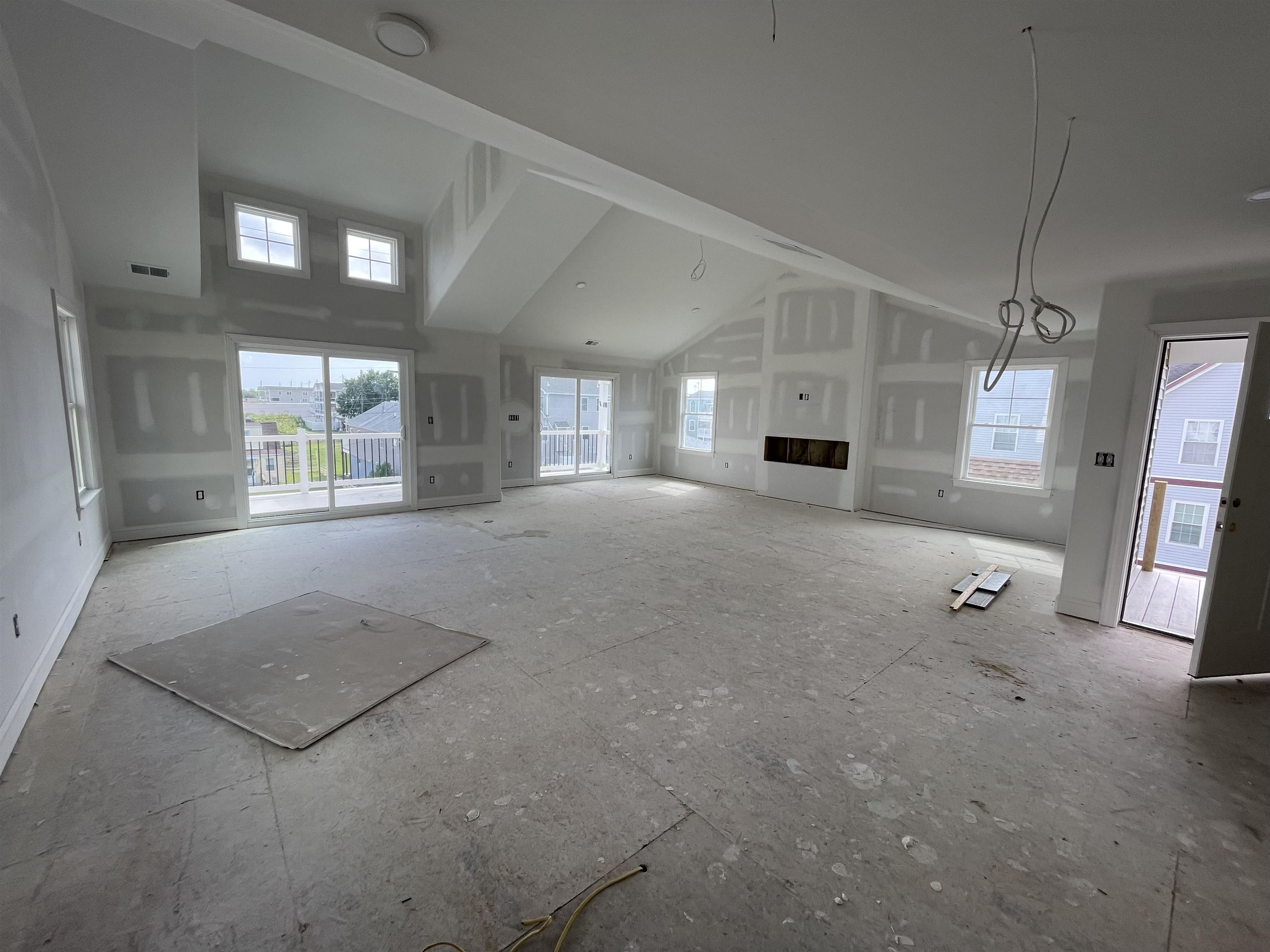 504 W Baker Avenue