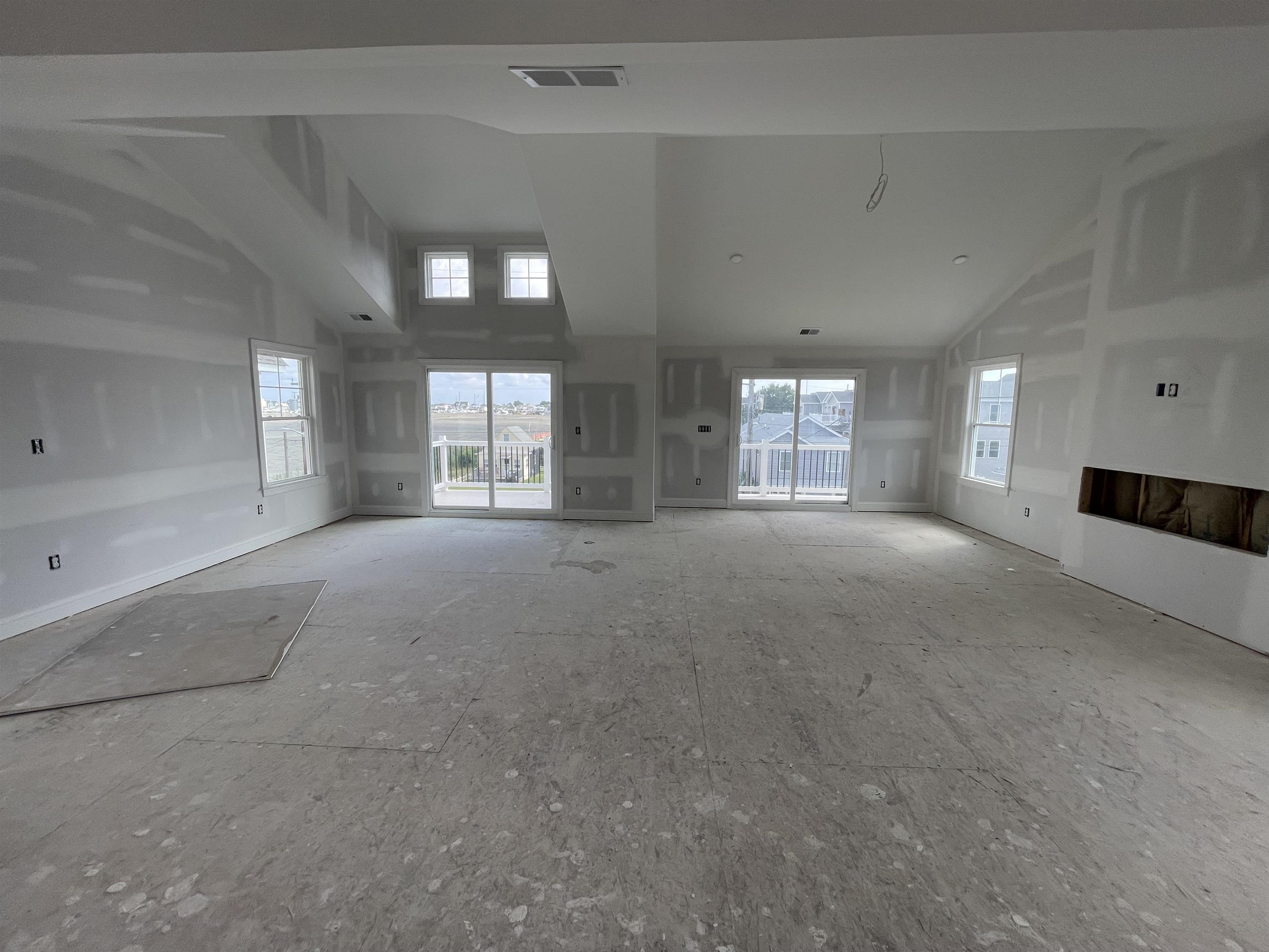 504 W Baker Avenue