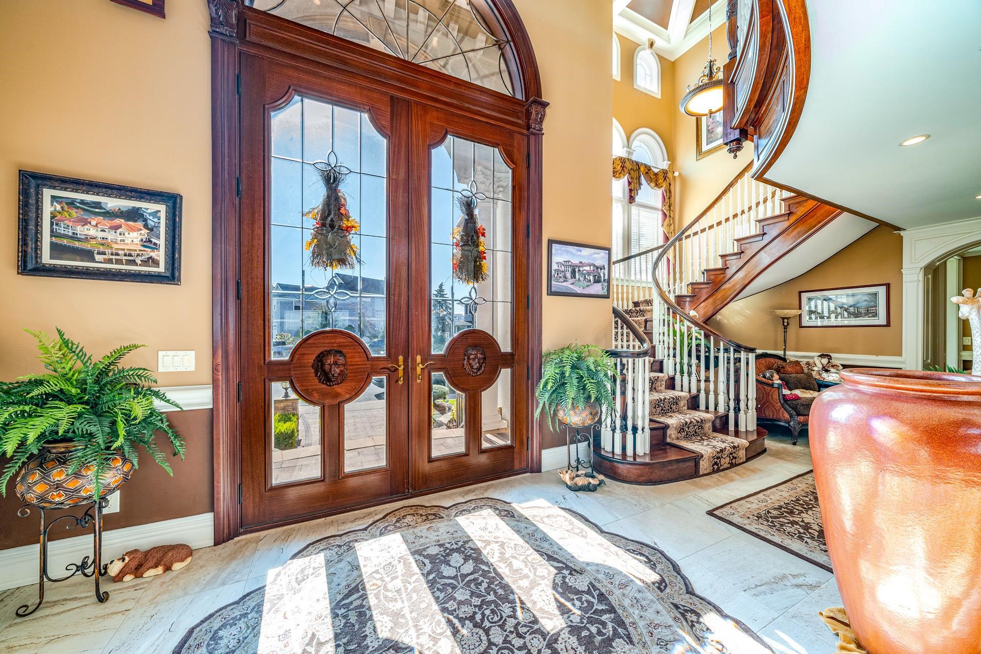 283 Bayshore Drive
