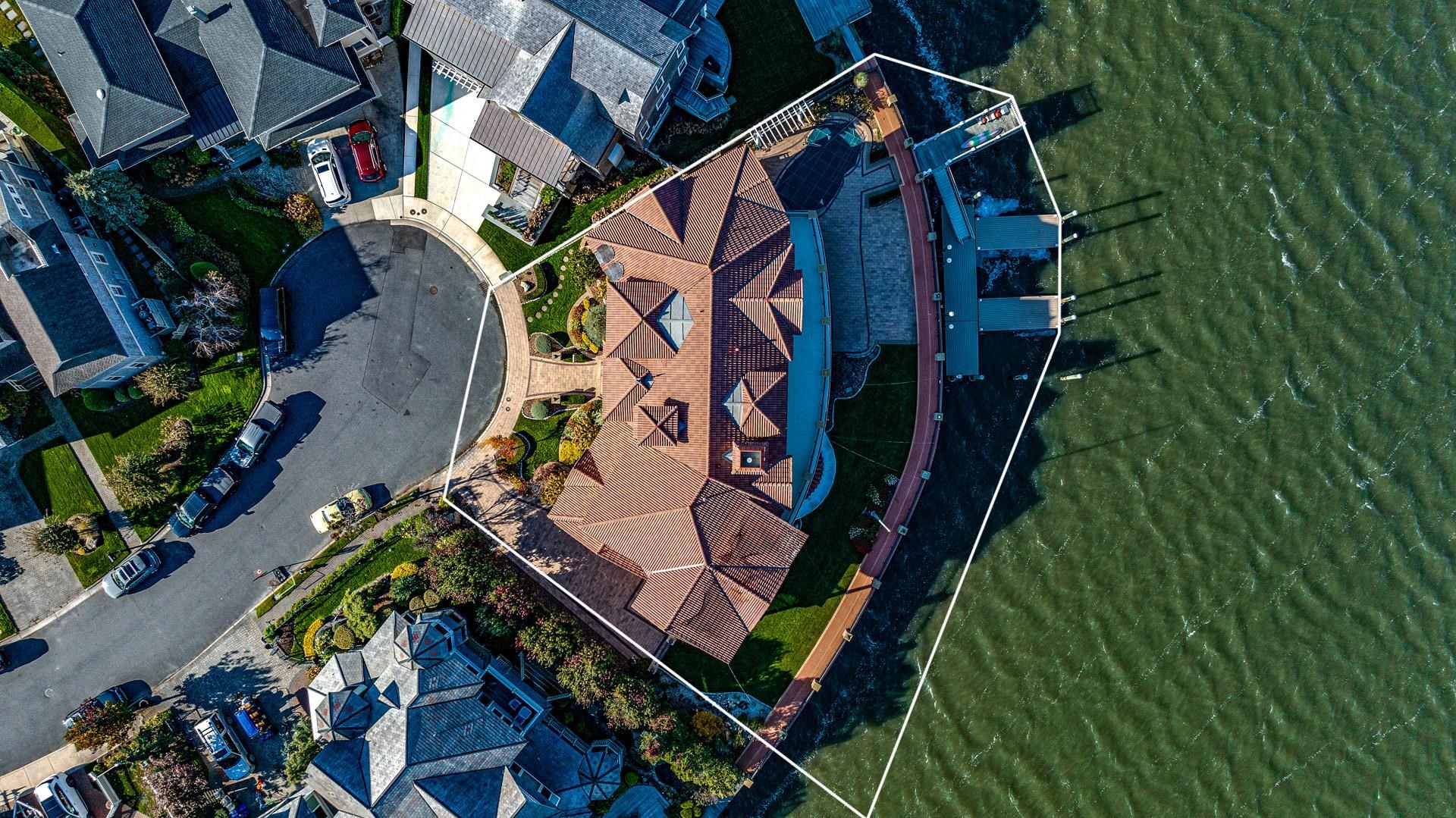 283 Bayshore Drive