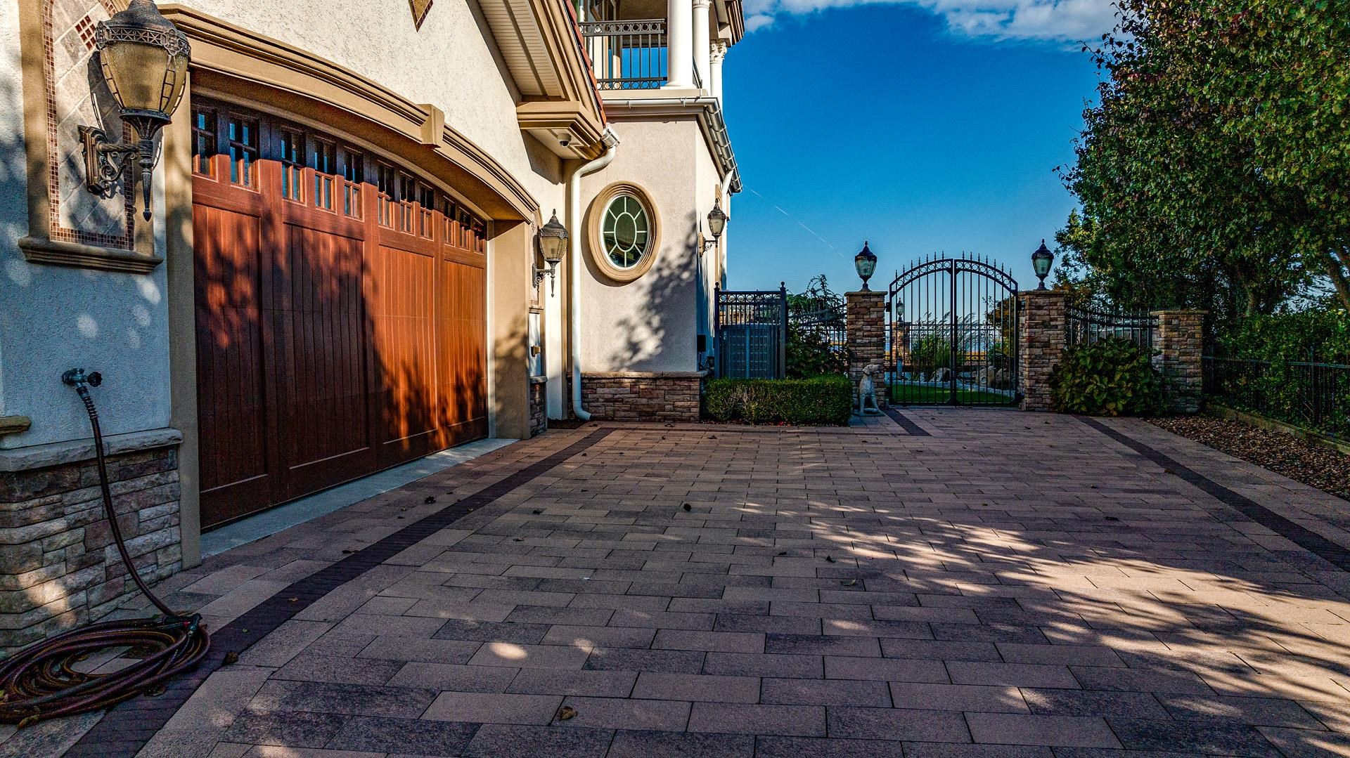 283 Bayshore Drive