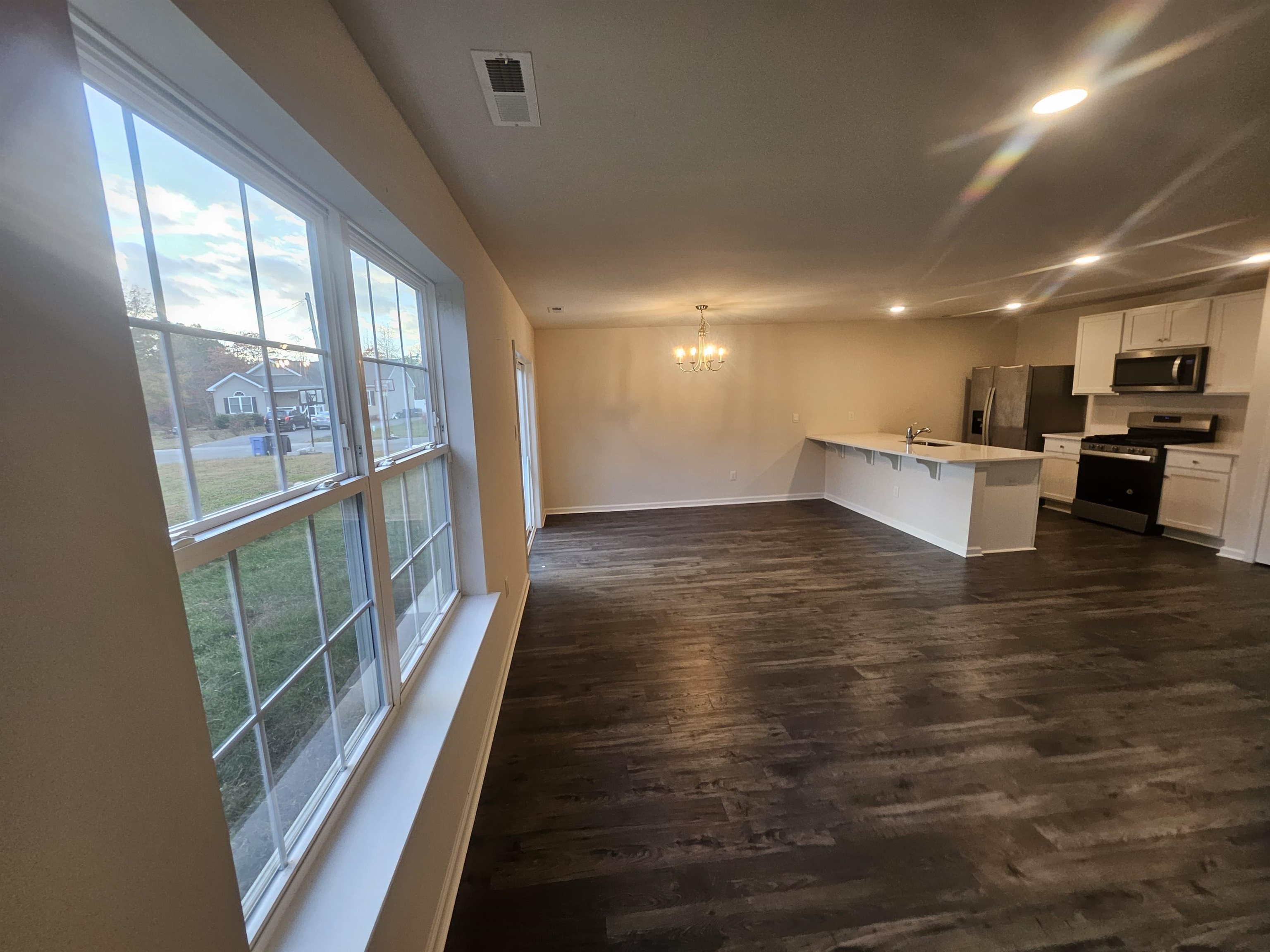 600 Vick Avenue - Picture 1