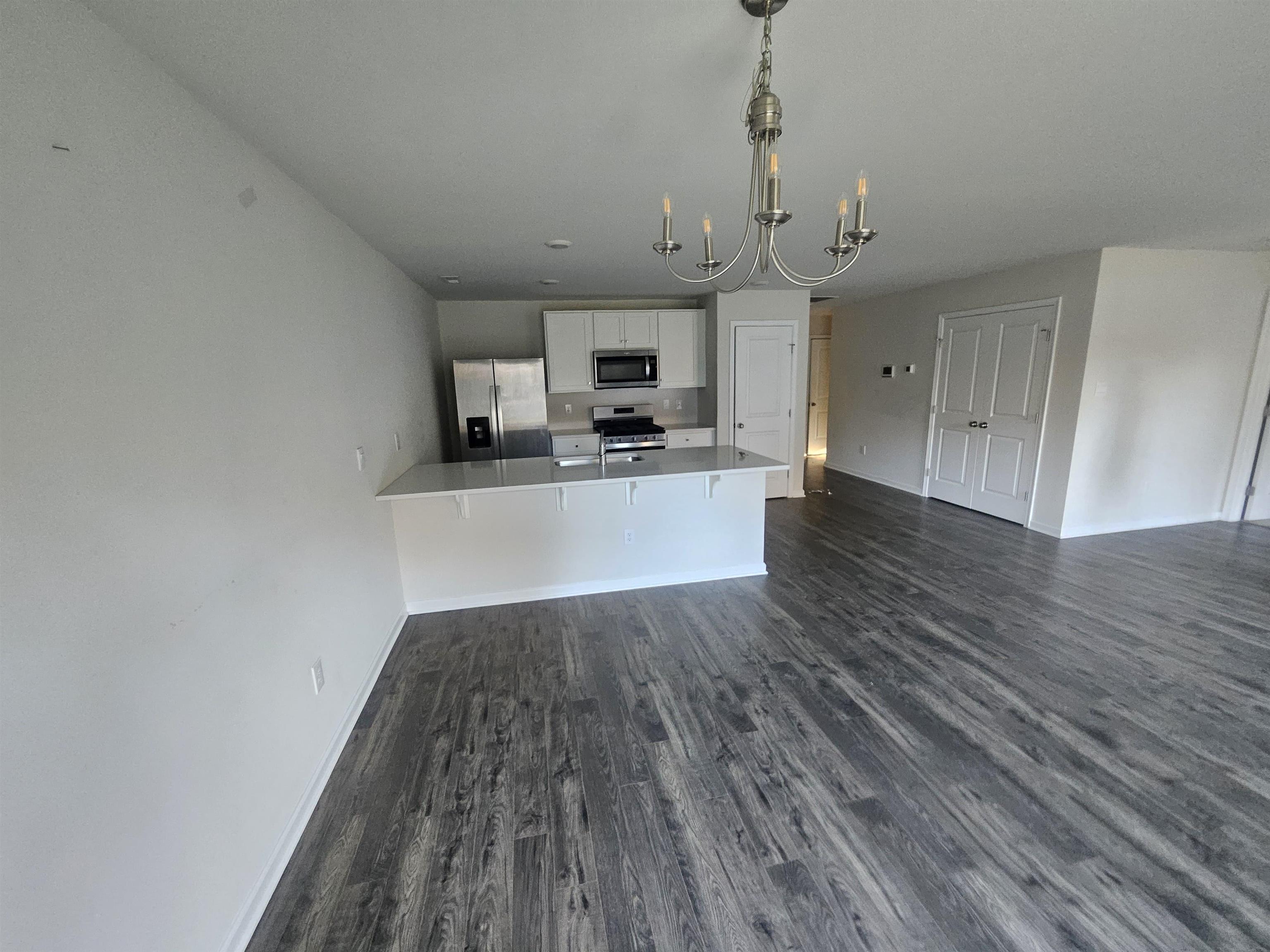 600 Vick Avenue - Picture 2