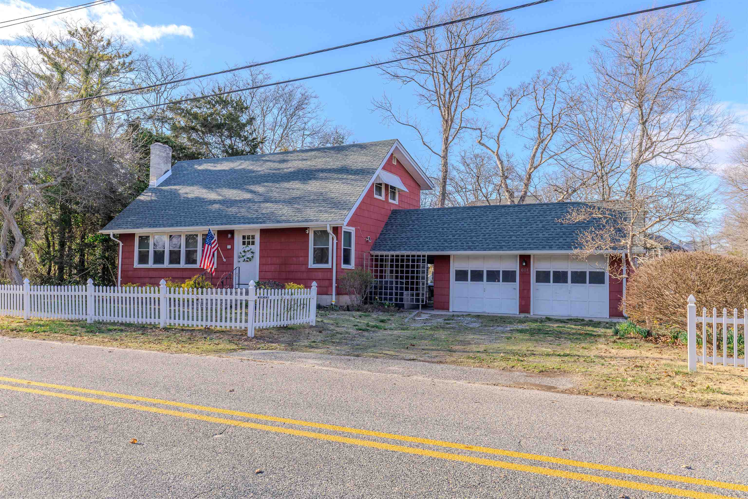 601 Seagrove Avenue - Picture 3