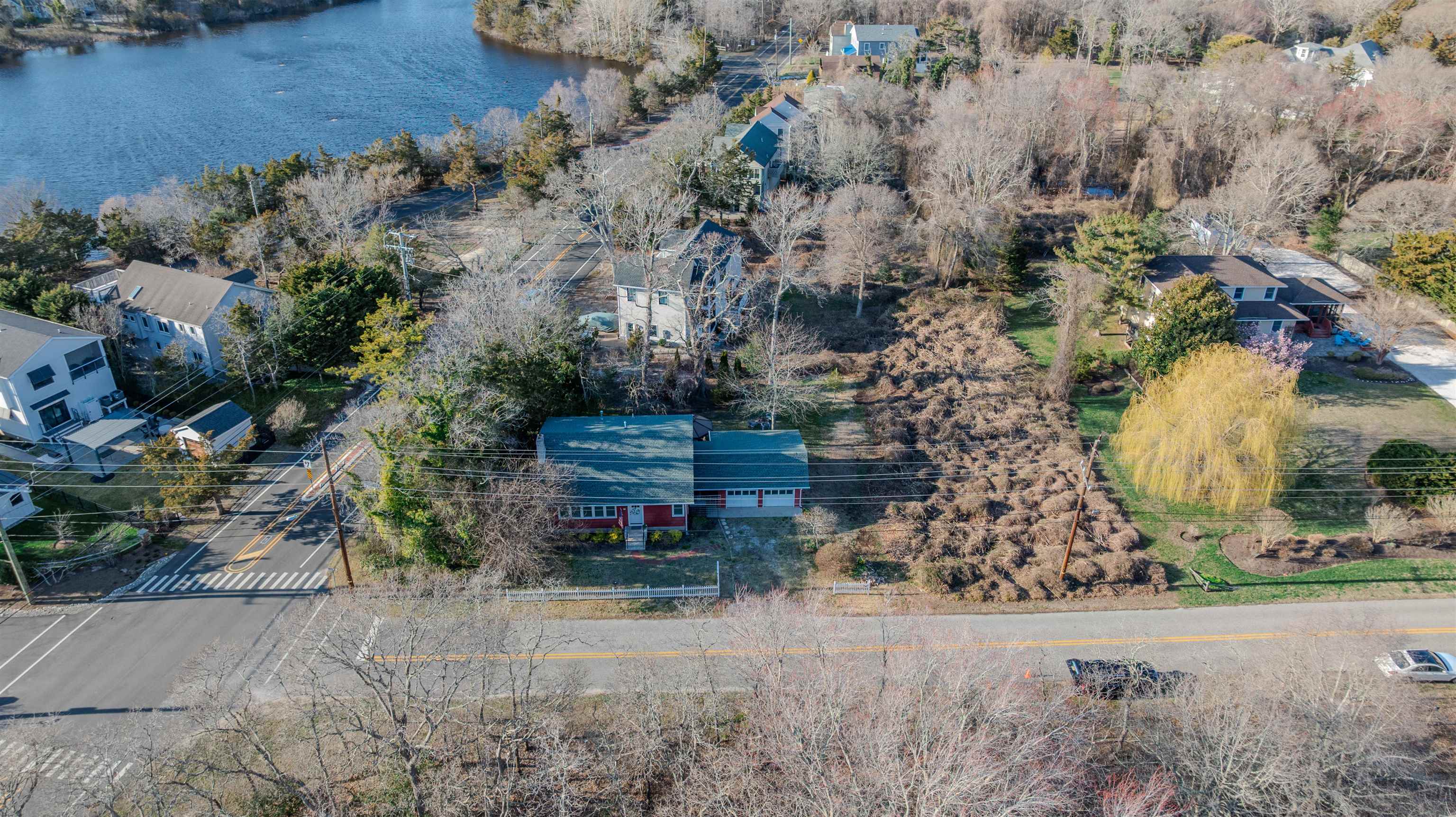 601 Seagrove Avenue