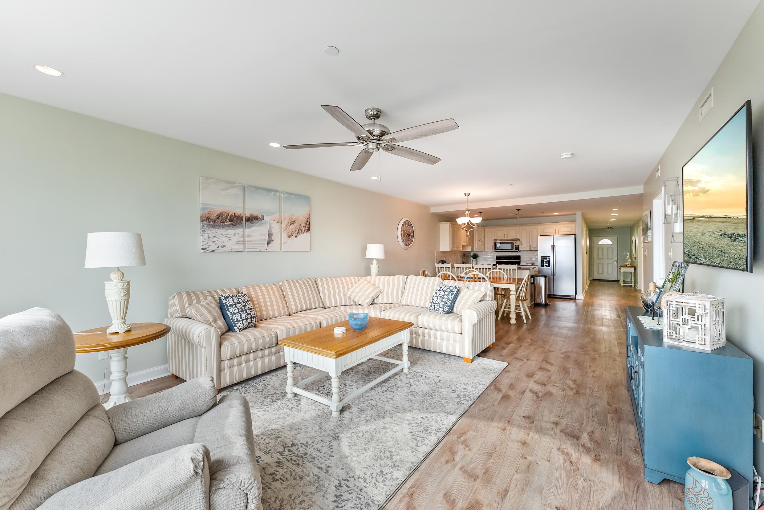 415 E Heather Road - Picture 4