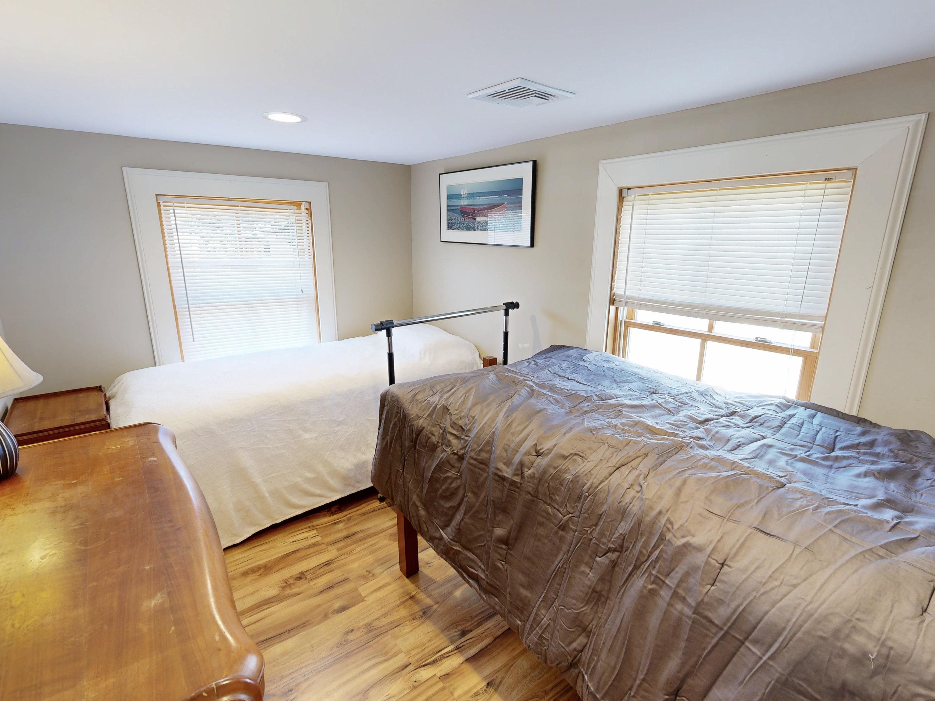 111 Leaming Avenue