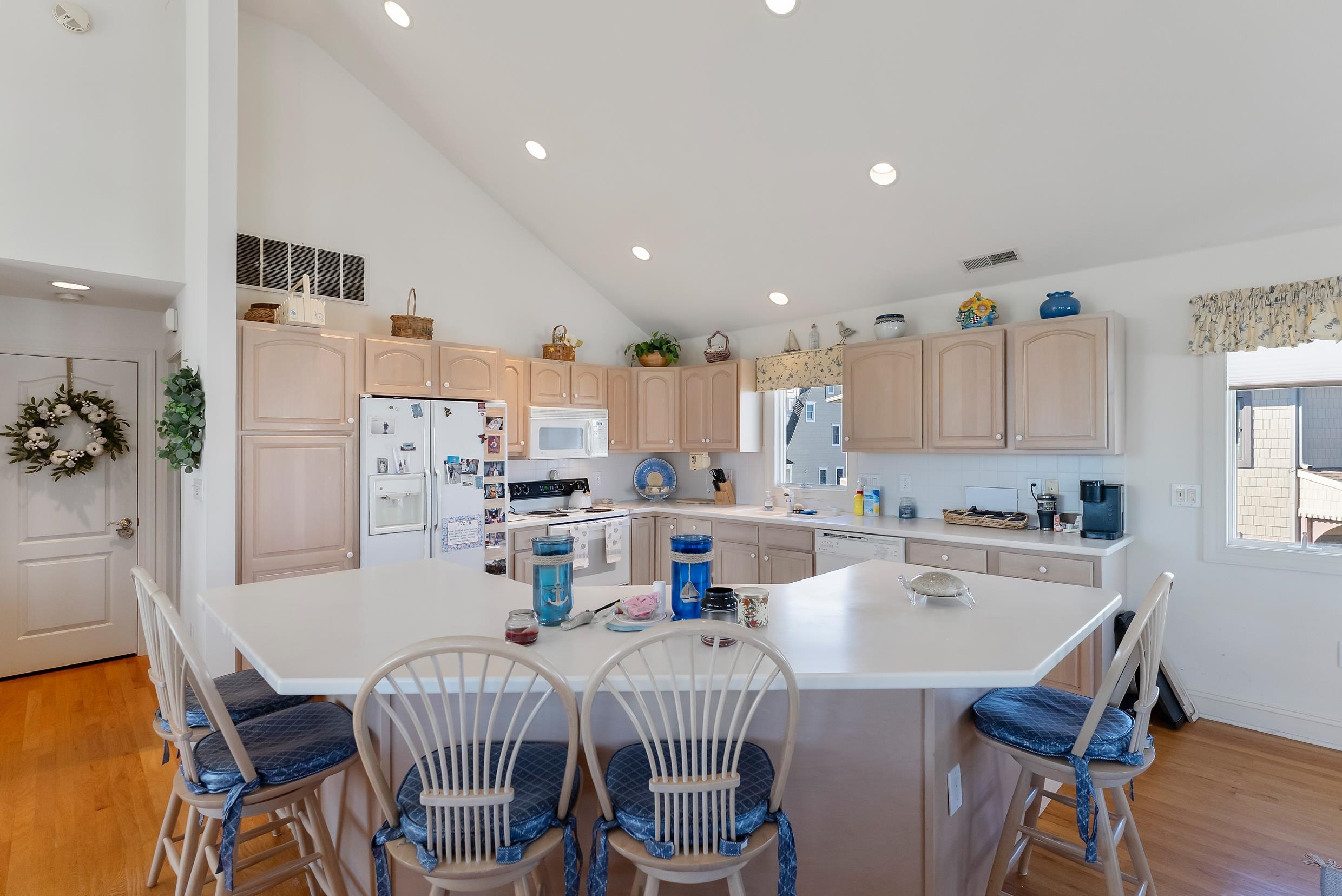 7423 Ocean Drive - Picture 10