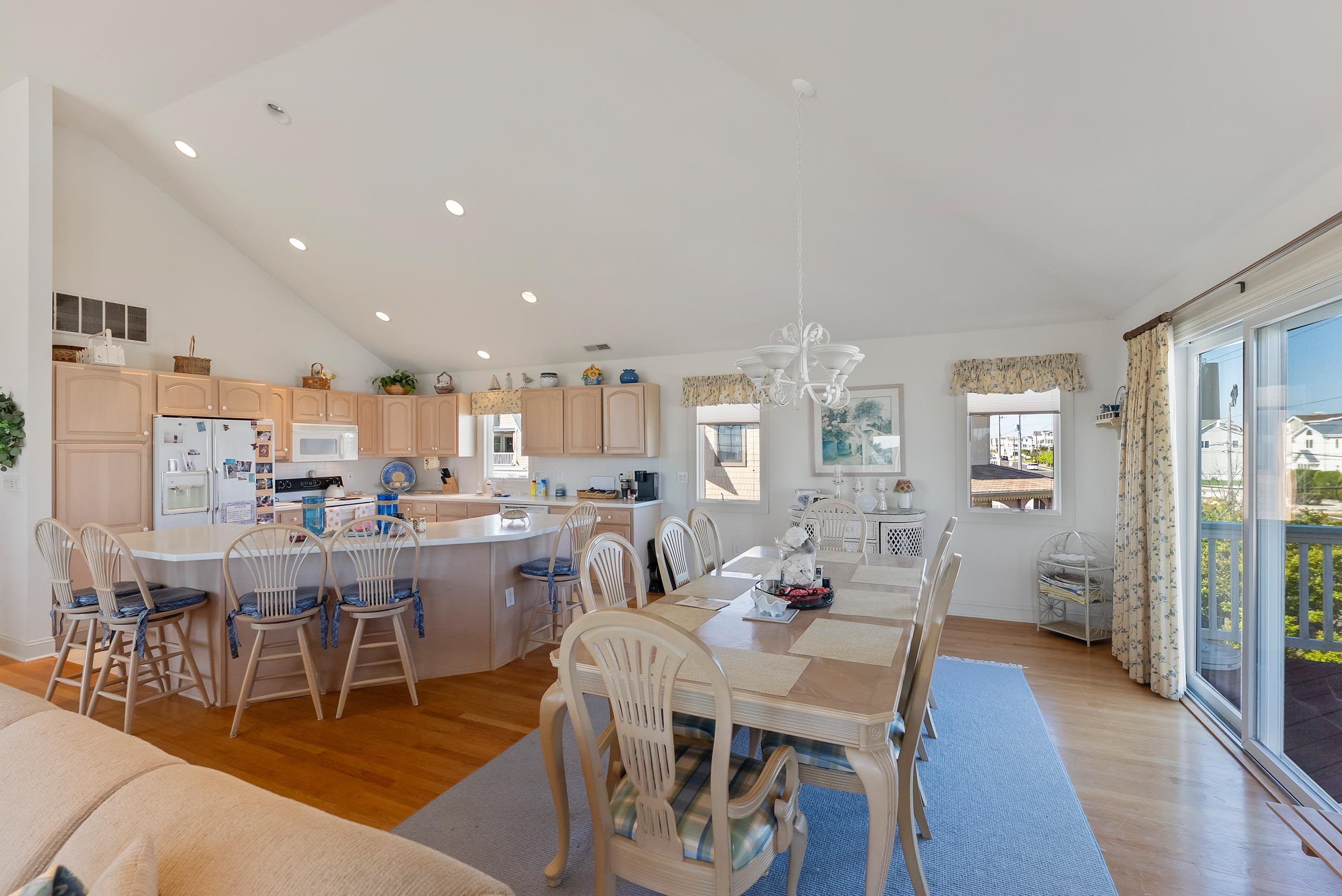 7423 Ocean Drive - Picture 6
