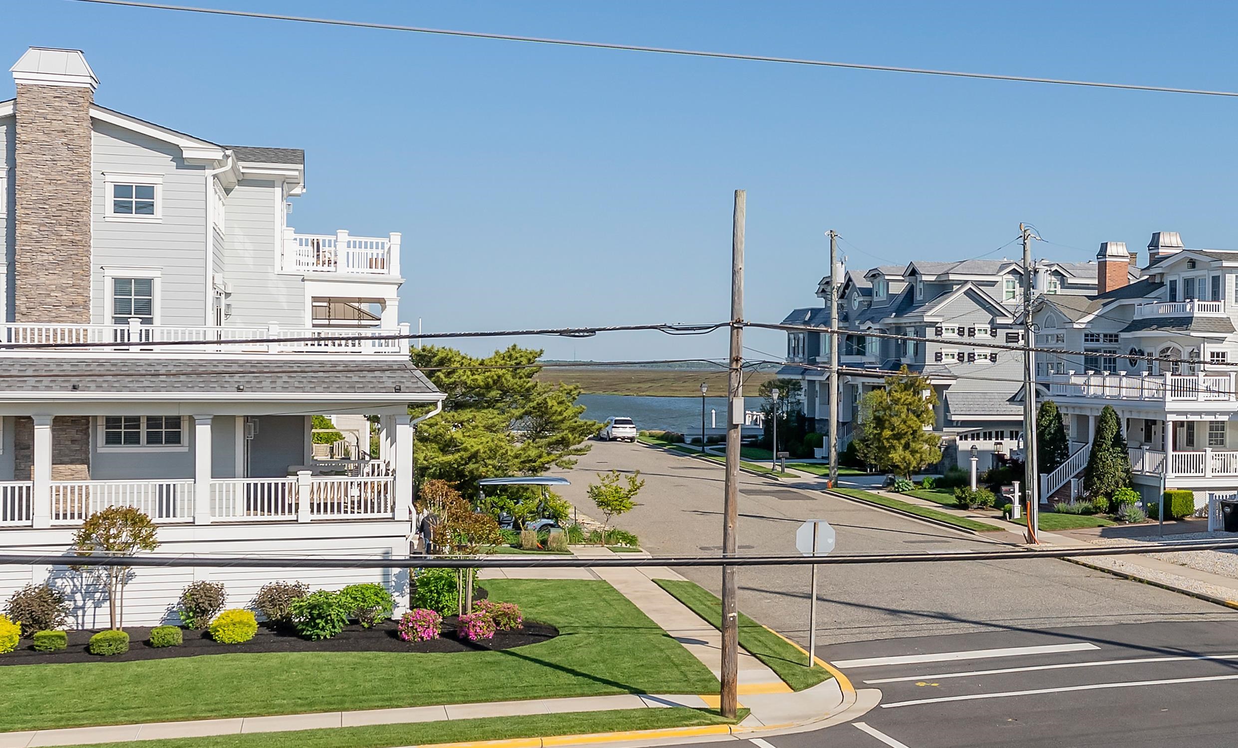7423 Ocean Drive - Picture 8