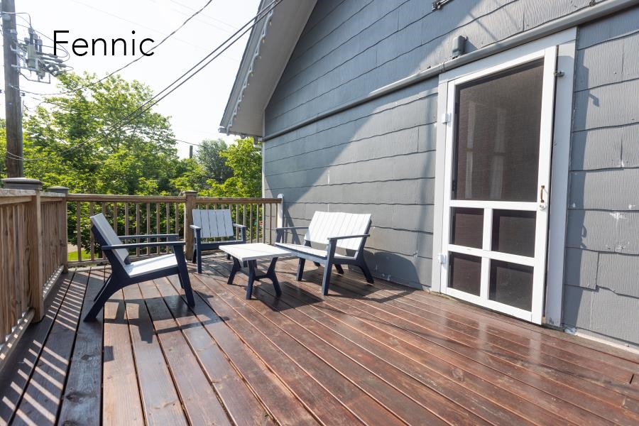 1015 Washington Street