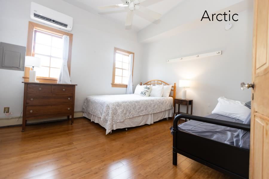 1015 Washington Street