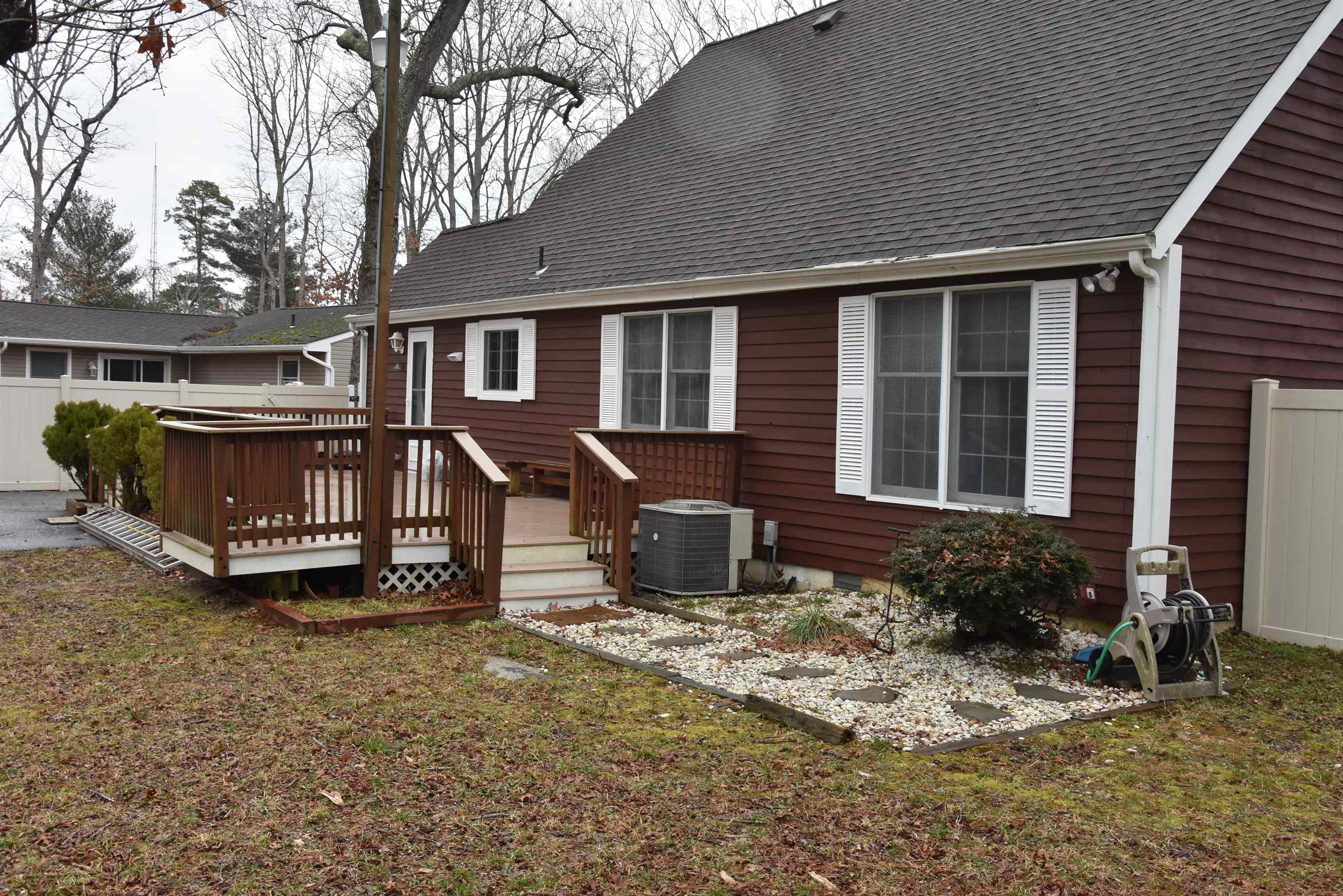 7 Corson Lane - Picture 5