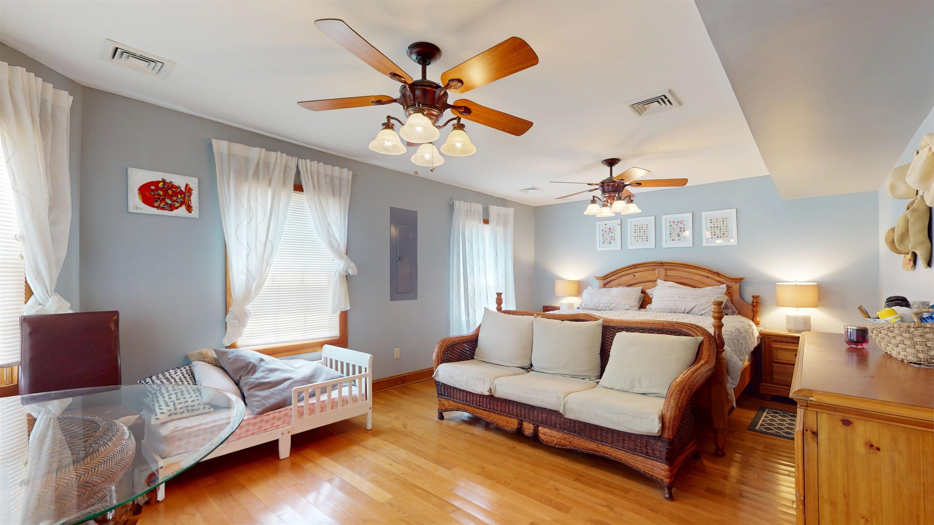 704 W Rio Grande Avenue