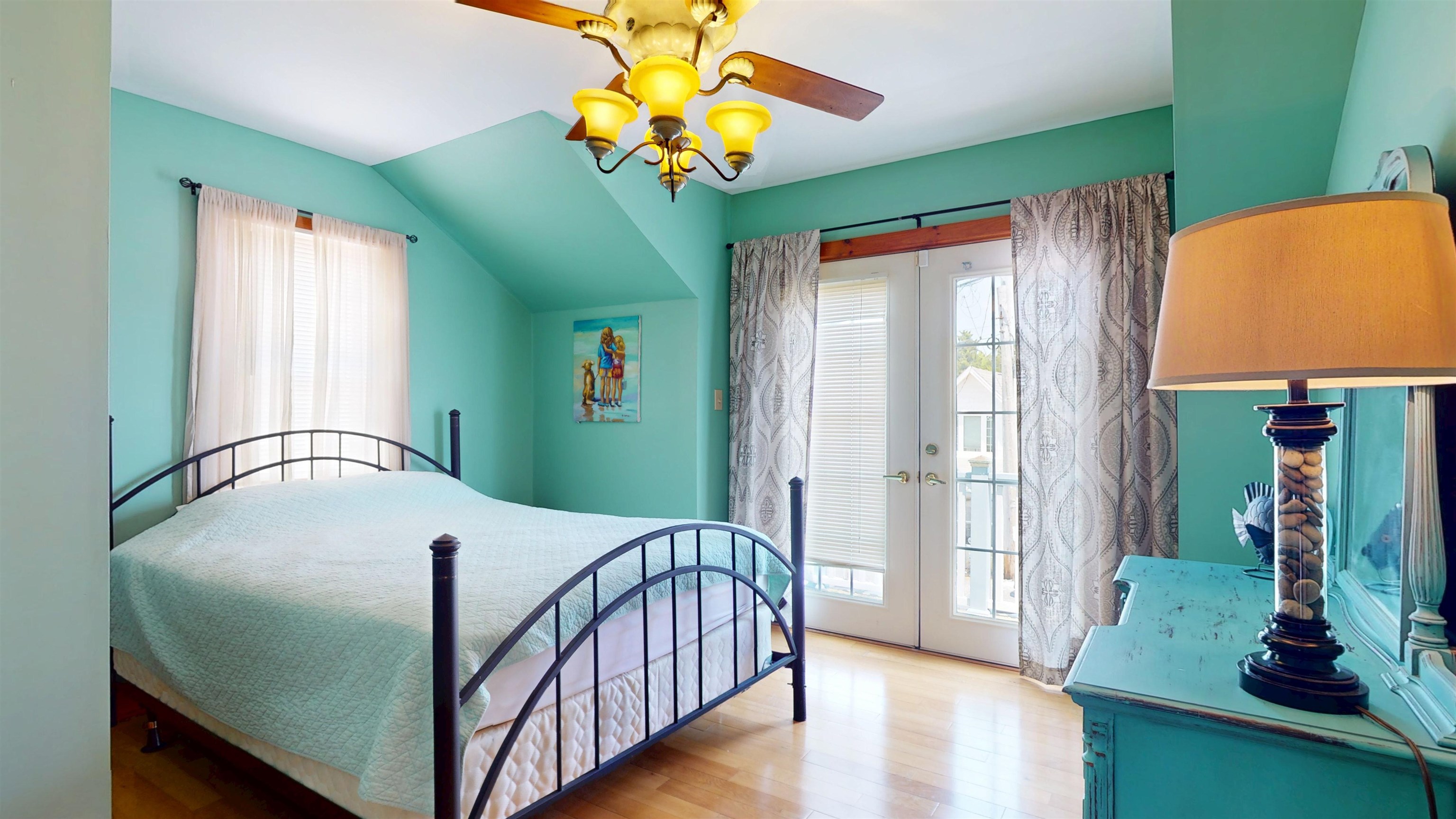 704 W Rio Grande Avenue