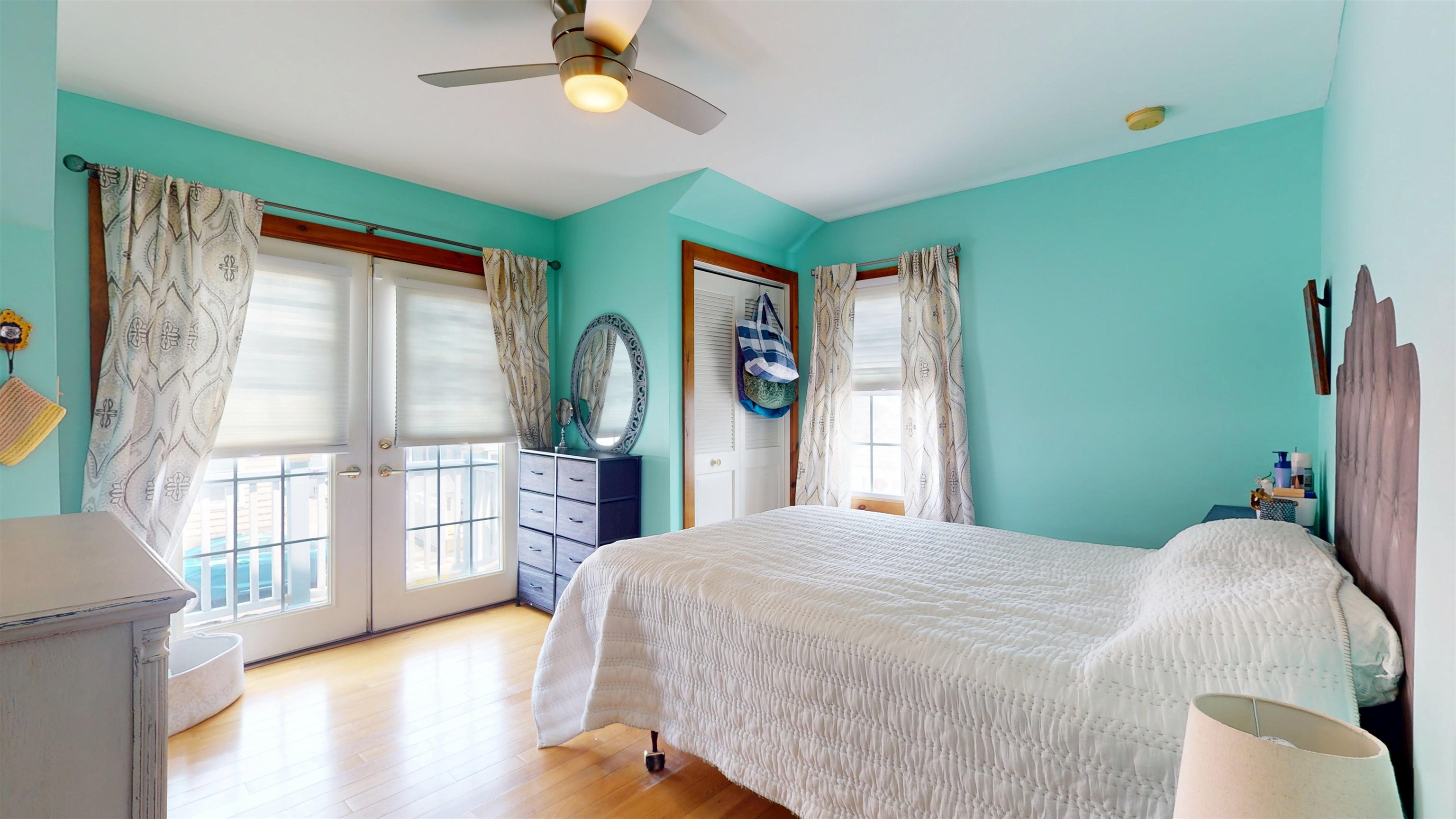 704 W Rio Grande Avenue