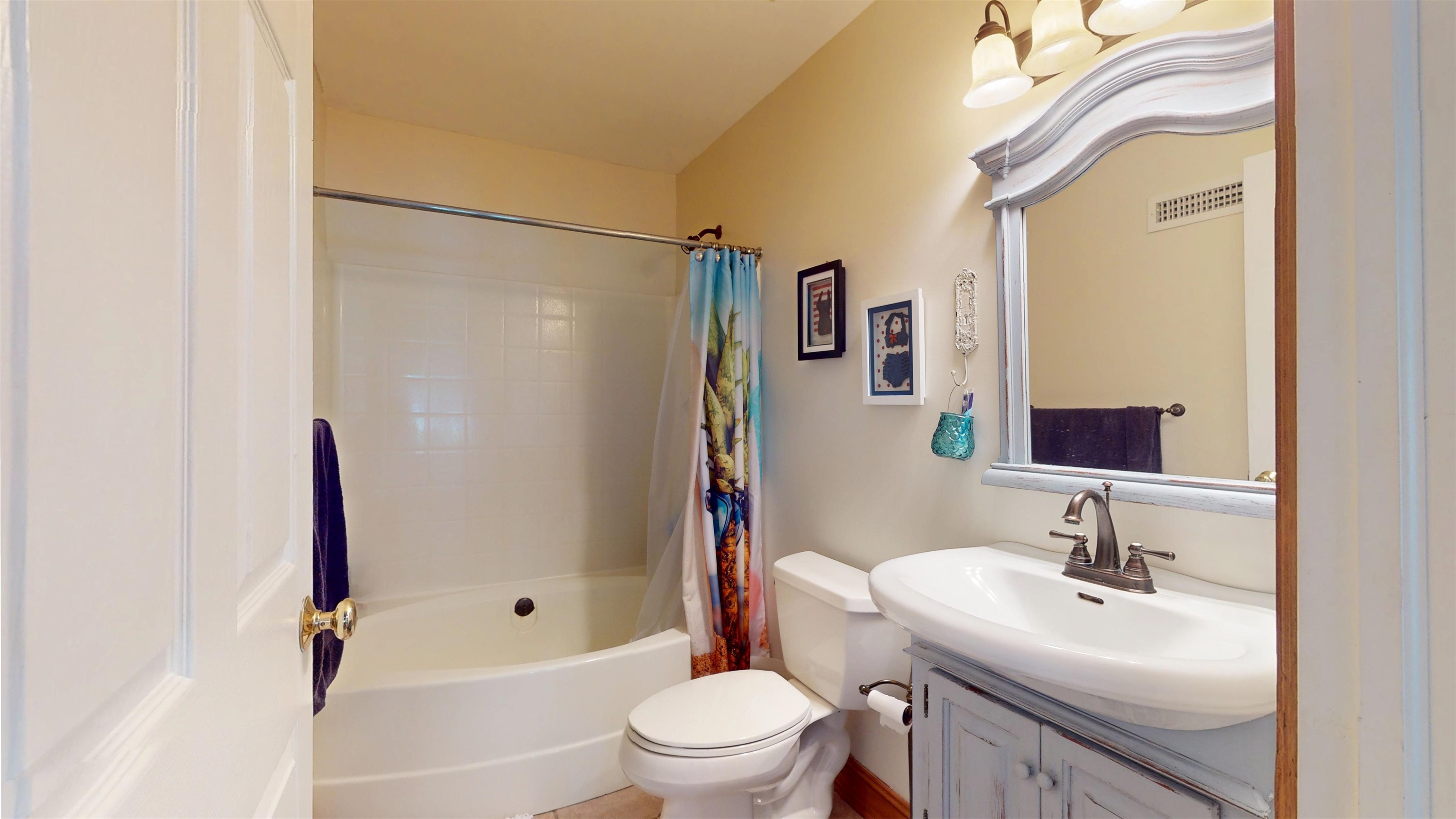 704 W Rio Grande Avenue