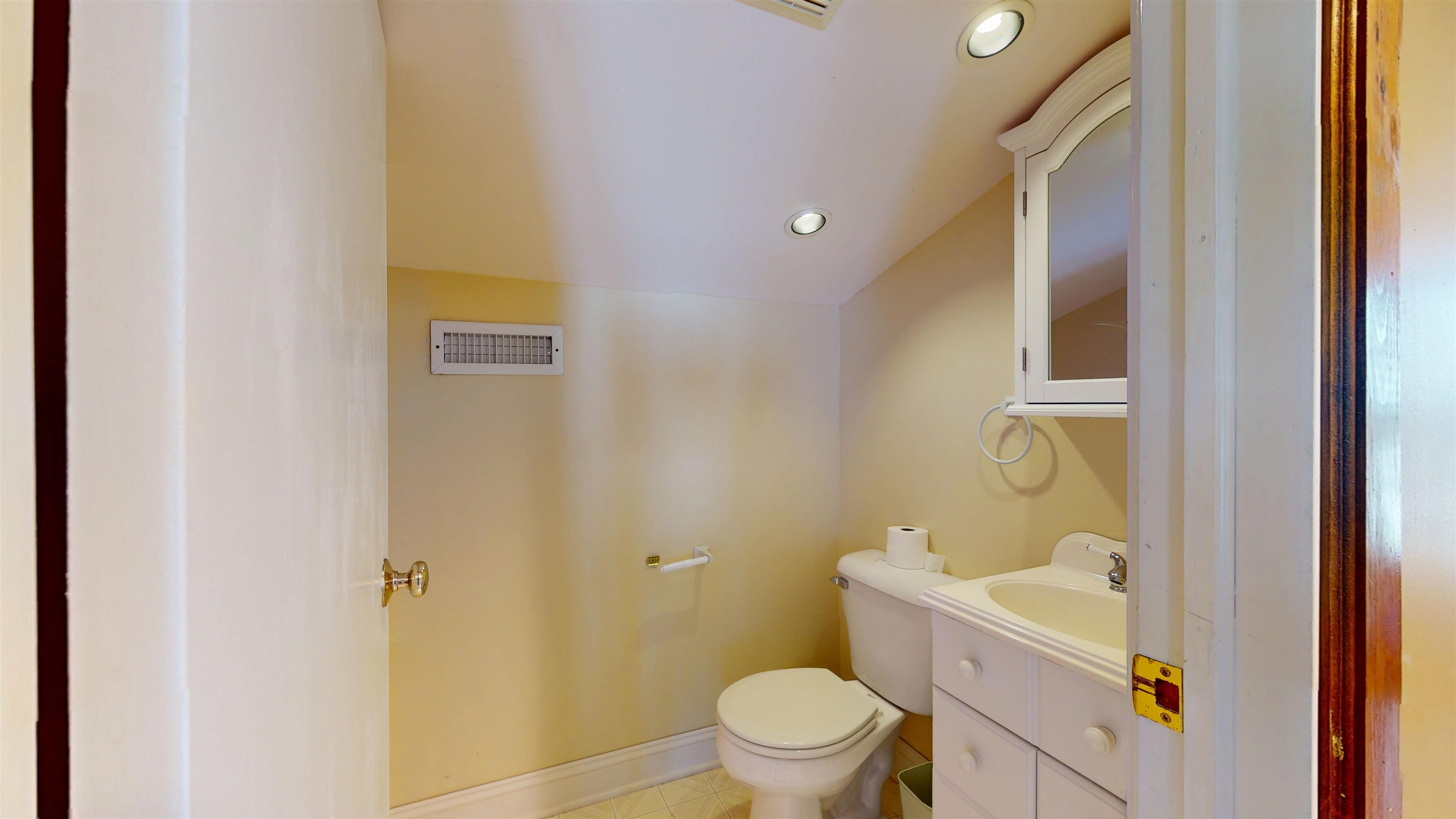 704 W Rio Grande Avenue