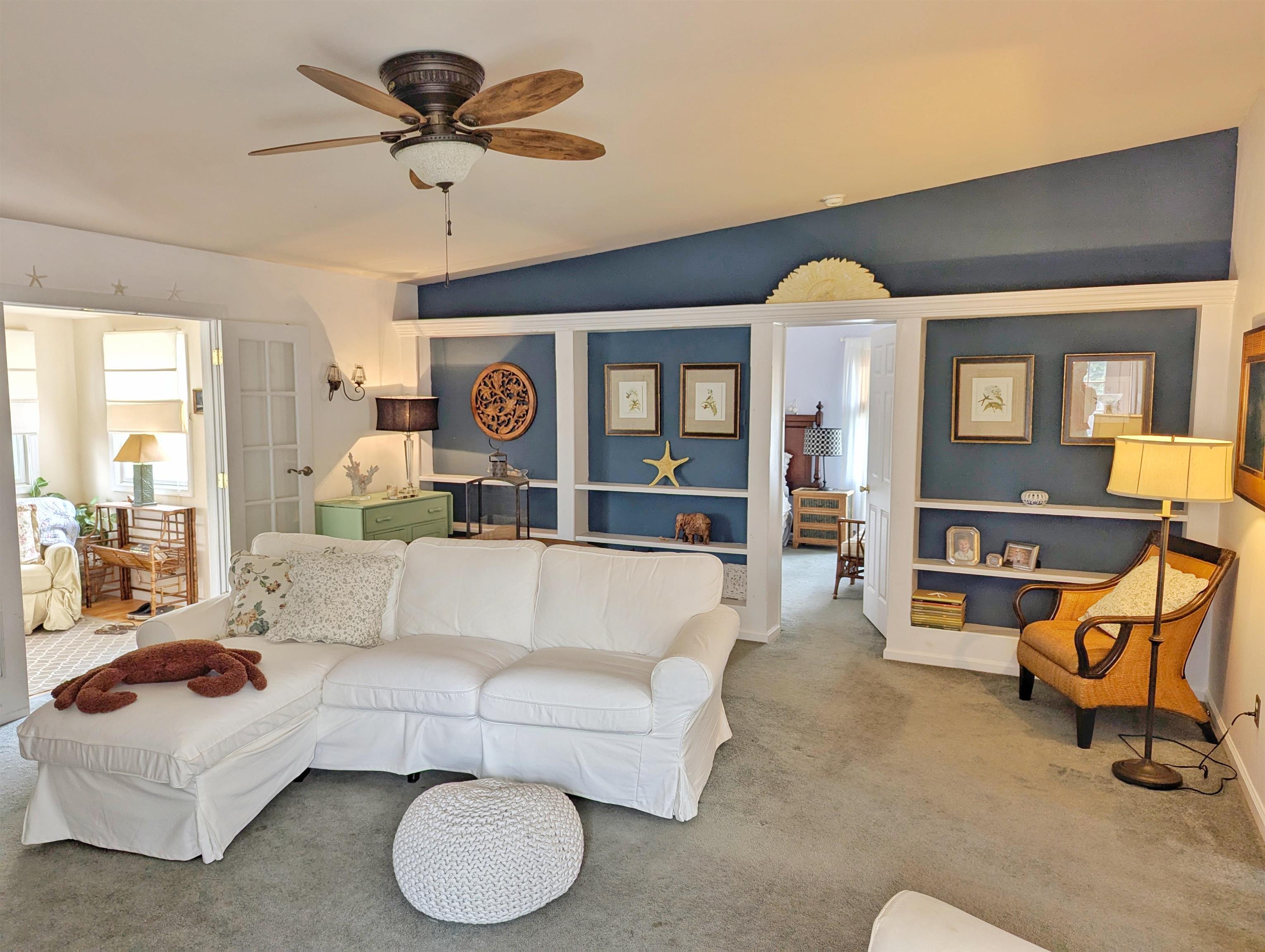 308 Beechwood Drive - Picture 2
