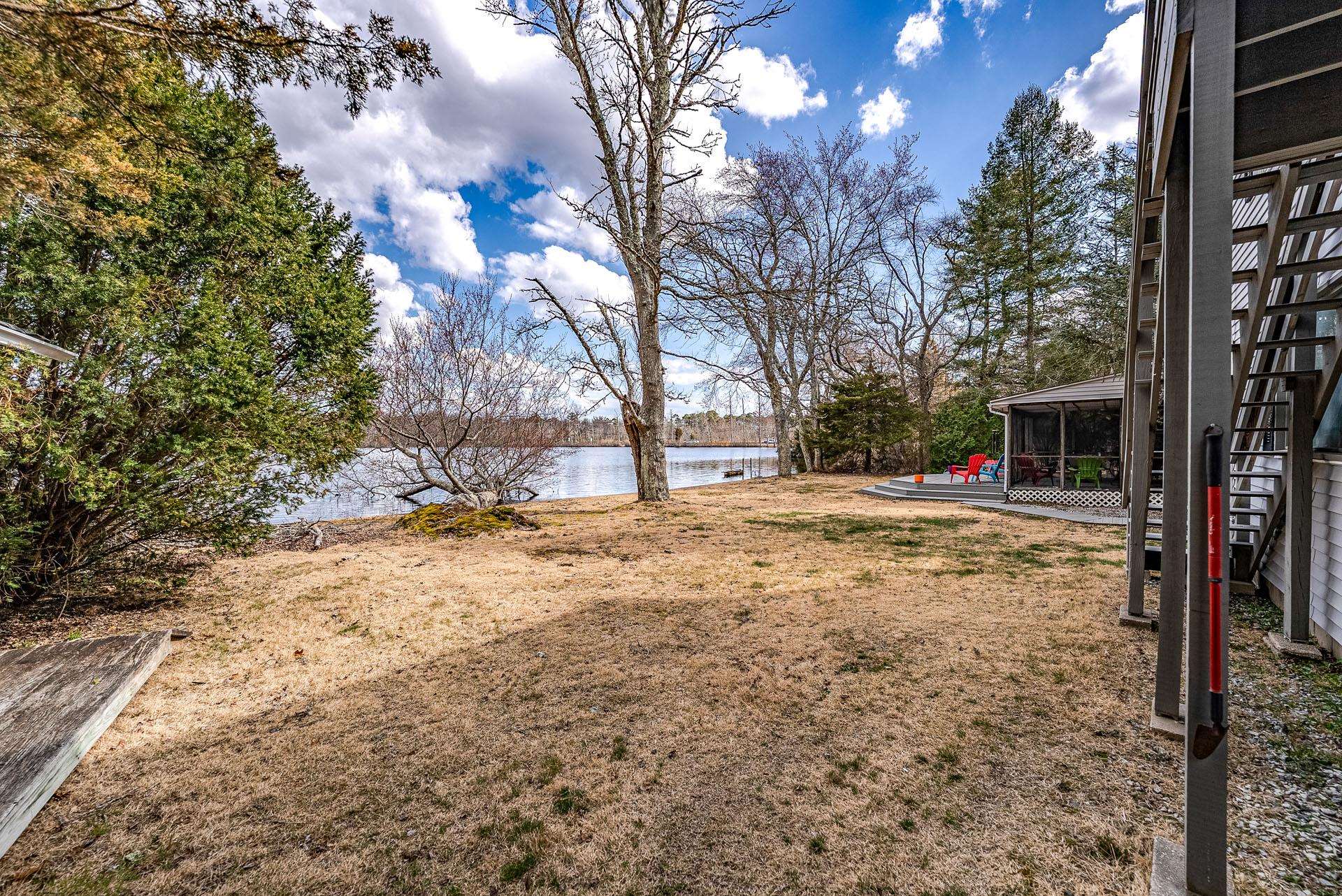 48 Lake Drive - Picture 2