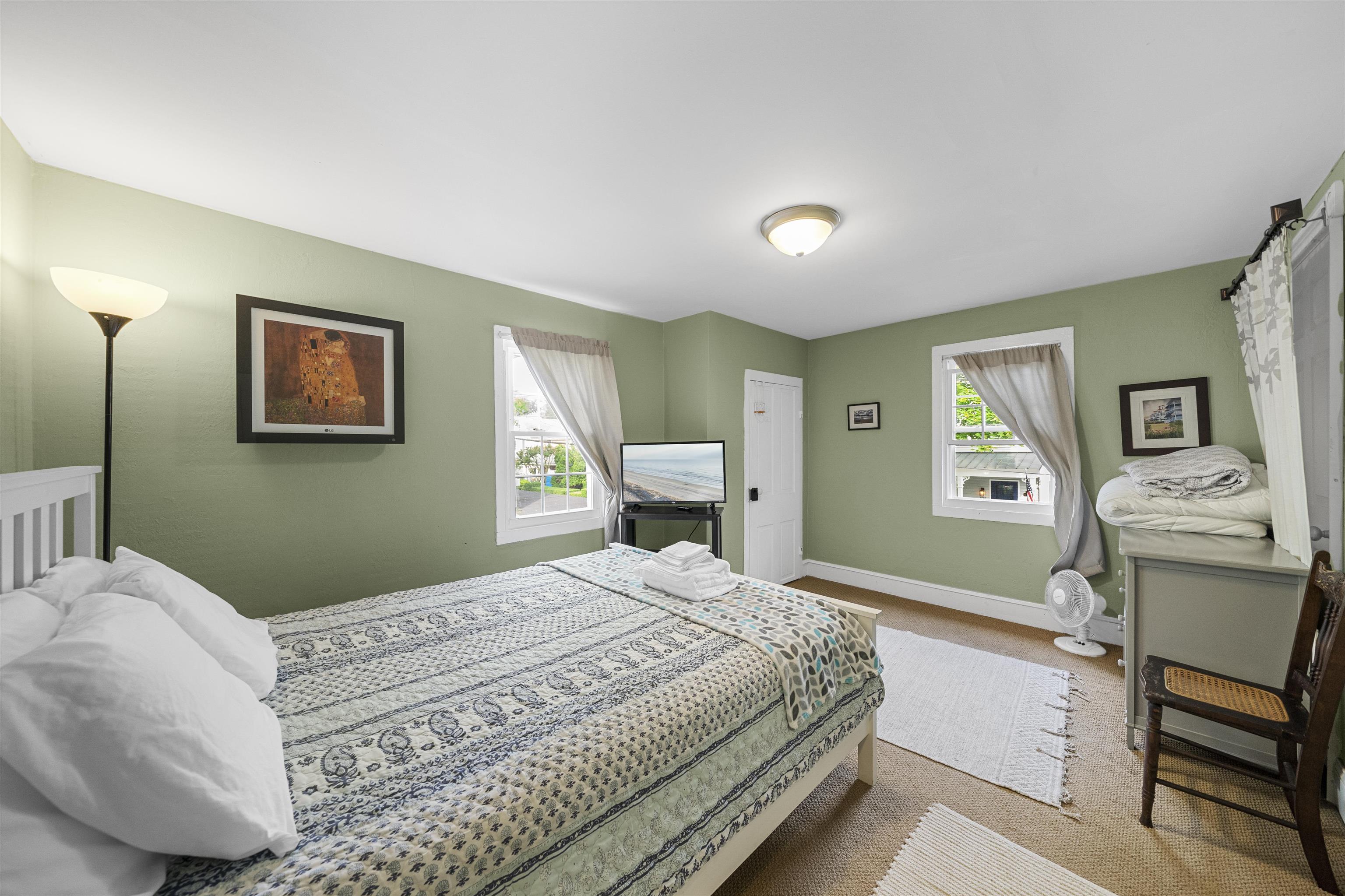 828 1/2 Corgie Street