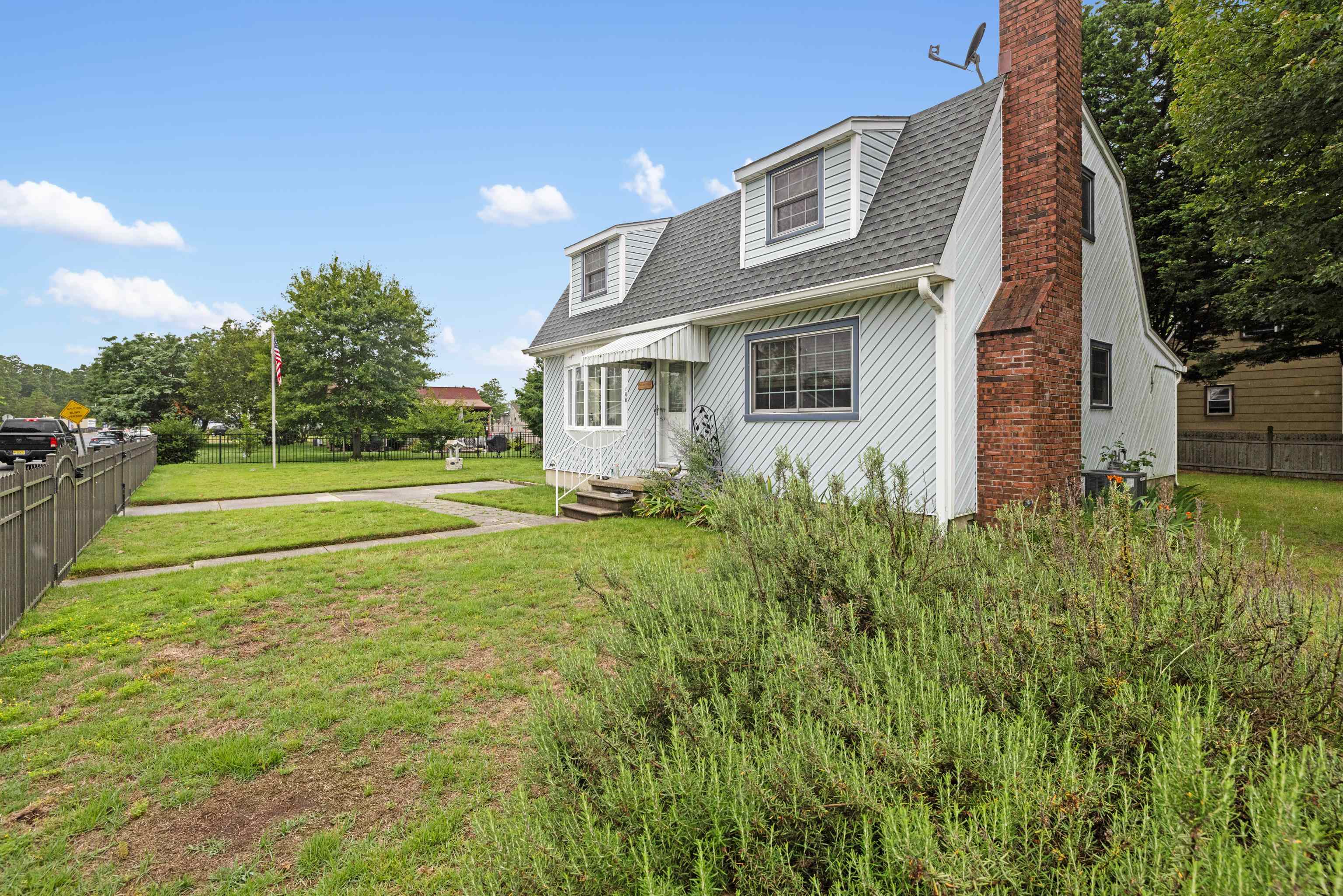 100 Oakdale Avenue - Picture 5