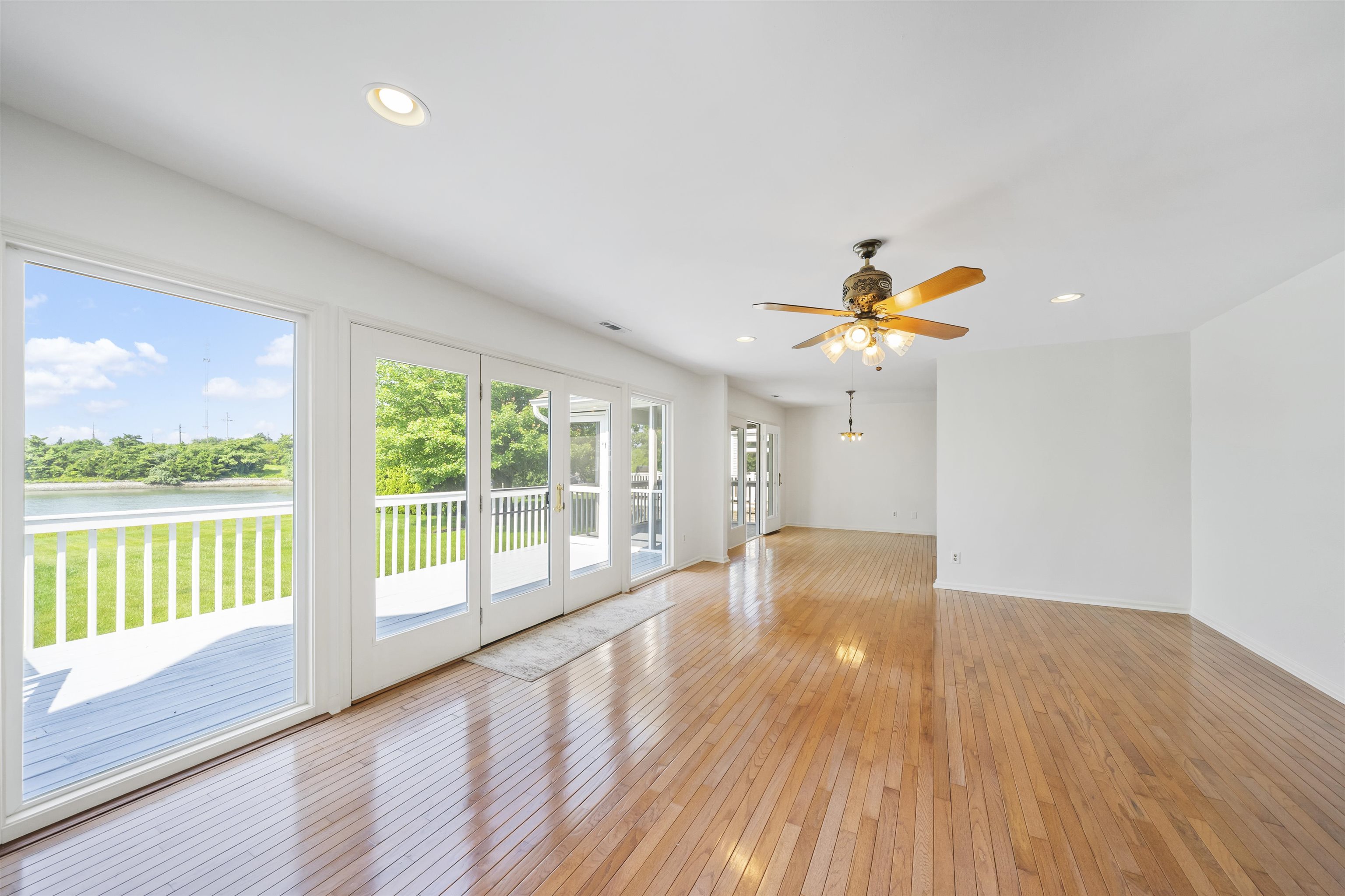 332 Portsmouth Road