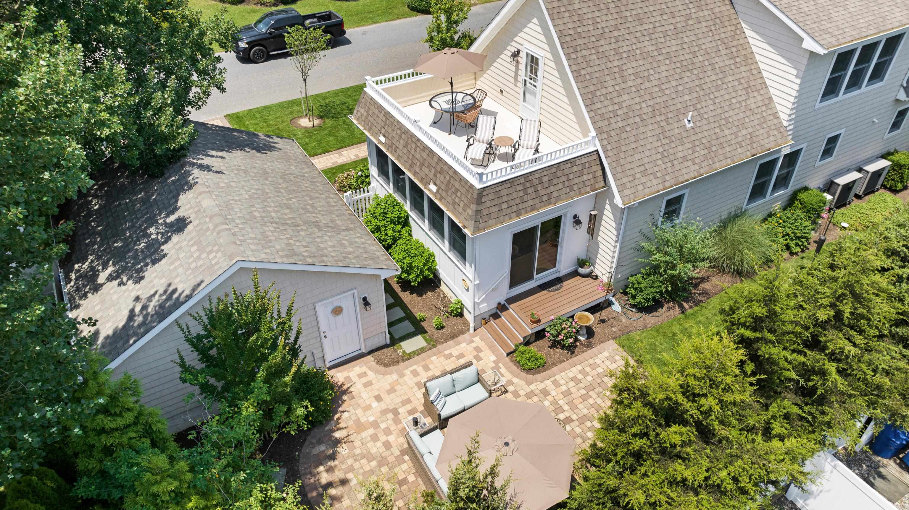 735 Maple Avenue - Picture 28