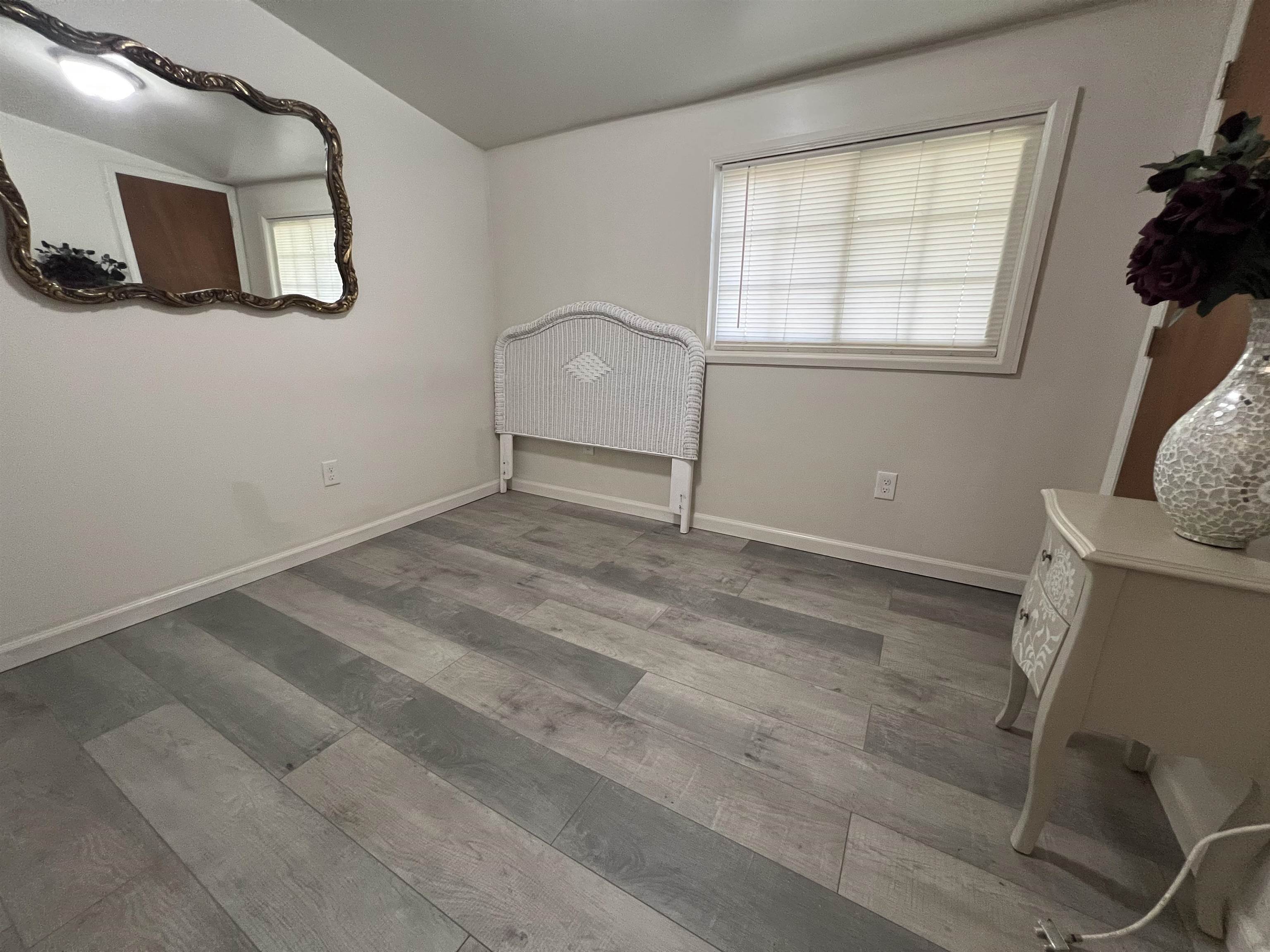 1706 Rt 9 South - Picture 5