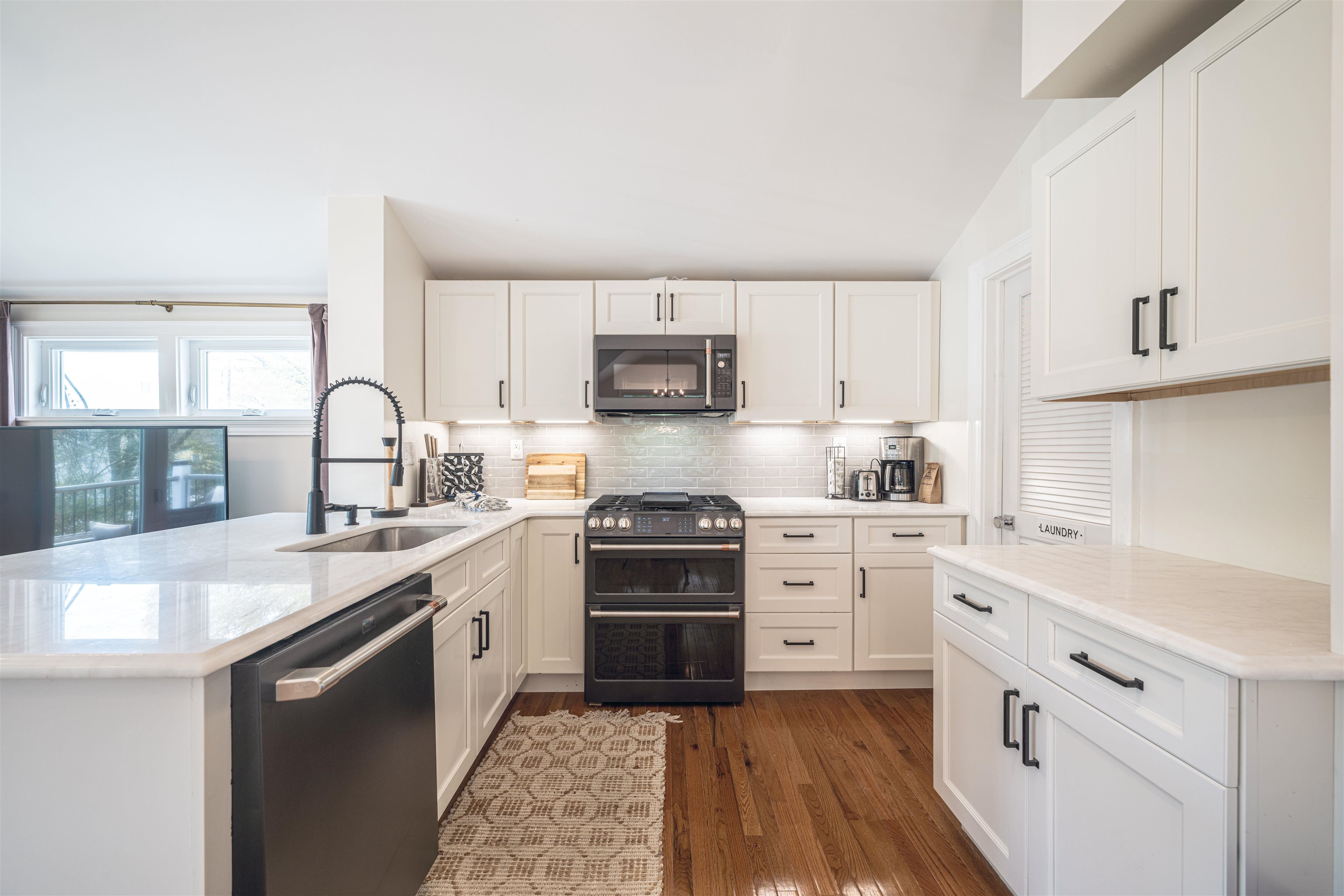 301 Central Avenue