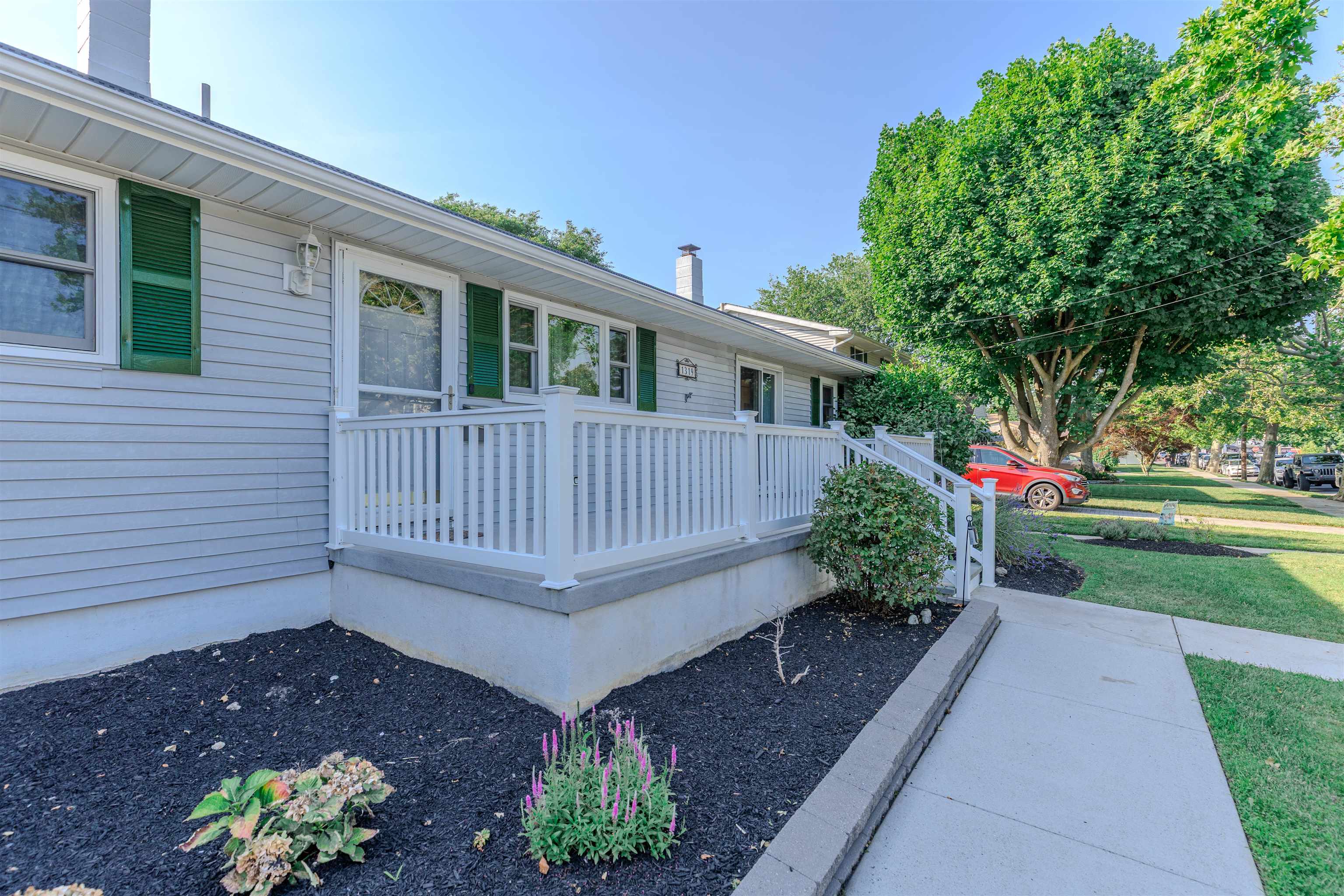 1319 Massachusetts Avenue - Picture 1