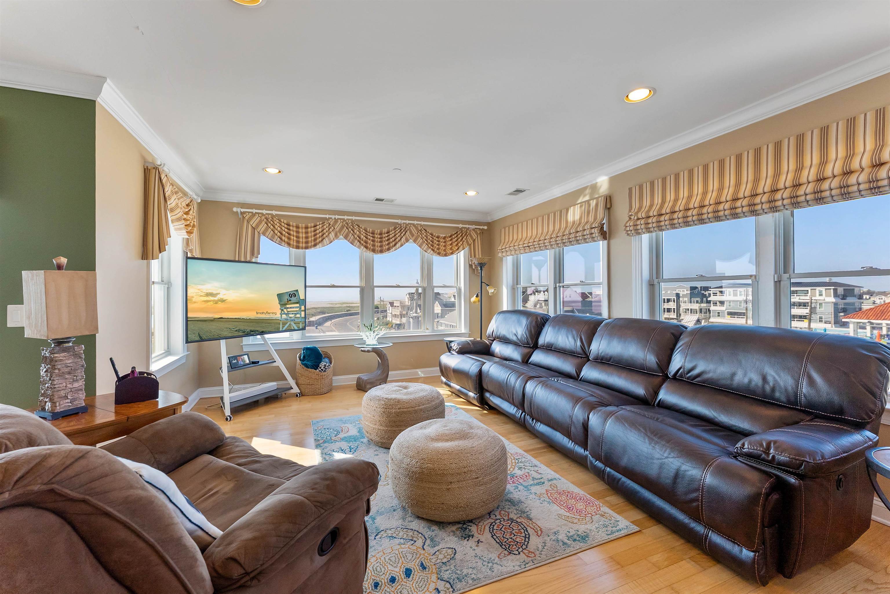 101 Spruce Avenue - Picture 4
