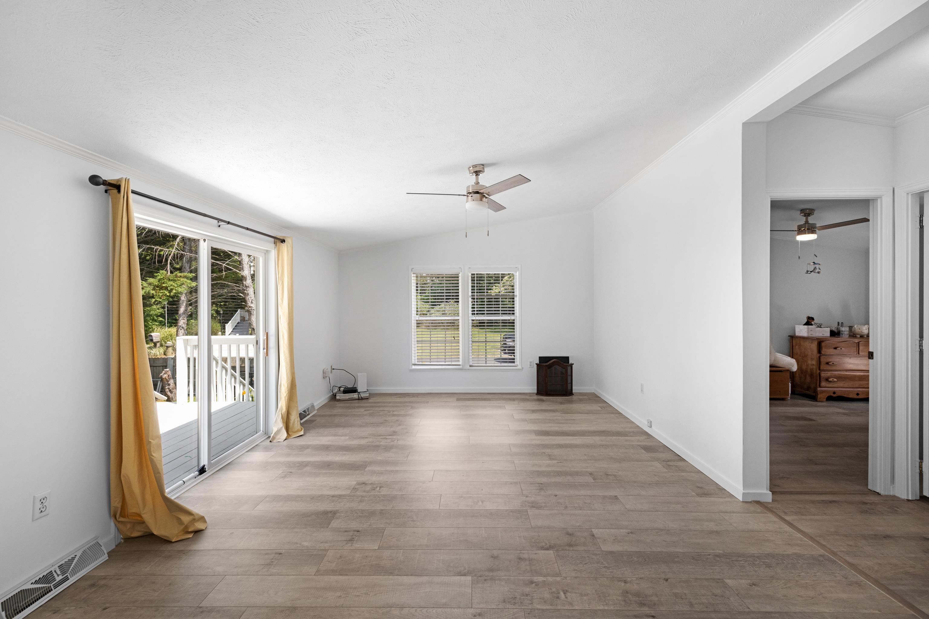 105 Eldredge Avenue - Picture 5