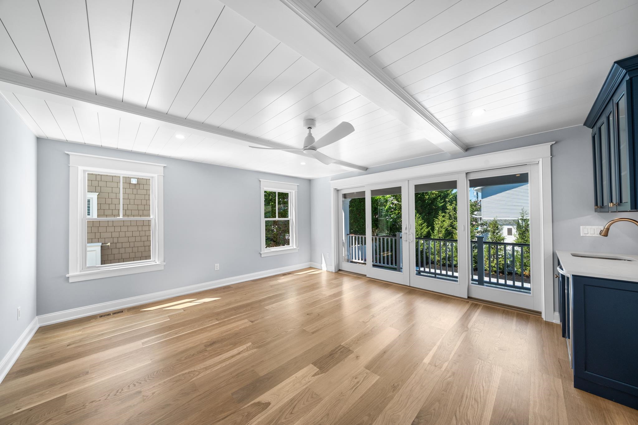 65 E 24th Street - Picture 23