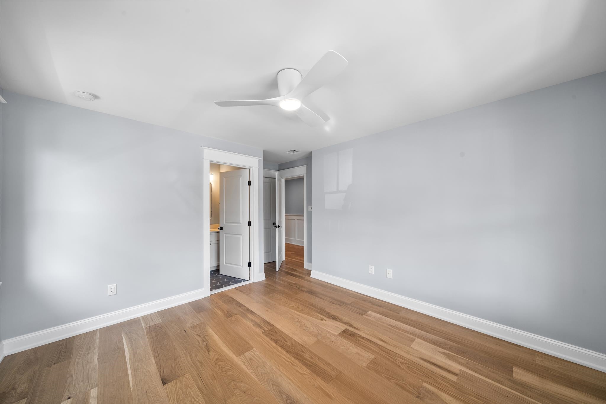 65 E 24th Street - Picture 27