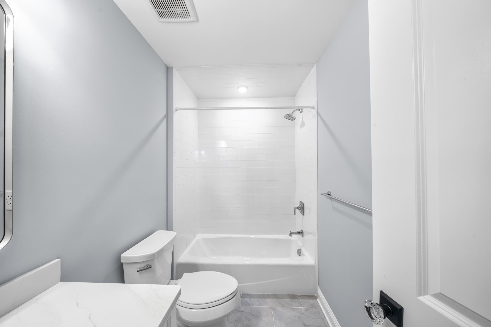 65 E 24th Street - Picture 29